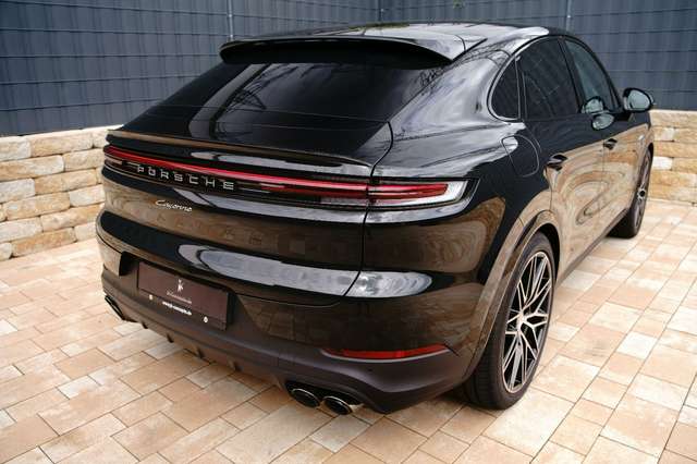 Imagine Porsche Cayenne Coupe E-Hybrid *P-DISPLAY*HEADUP*18W*ACC