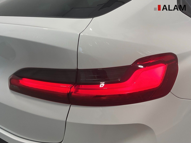 BMW X4 xDrive 30 d M Sport ACC AHK HUD H&K Pano 360° — photo 11