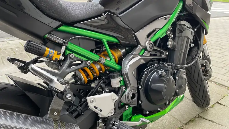 Kawasaki Z 900 - foto 6
