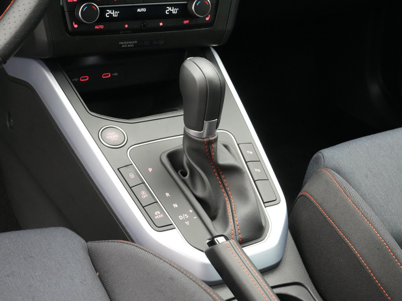SEAT Arona FR DSG NAVI VIRT ACC KAM SHZ CARPLAY LE — photo 12
