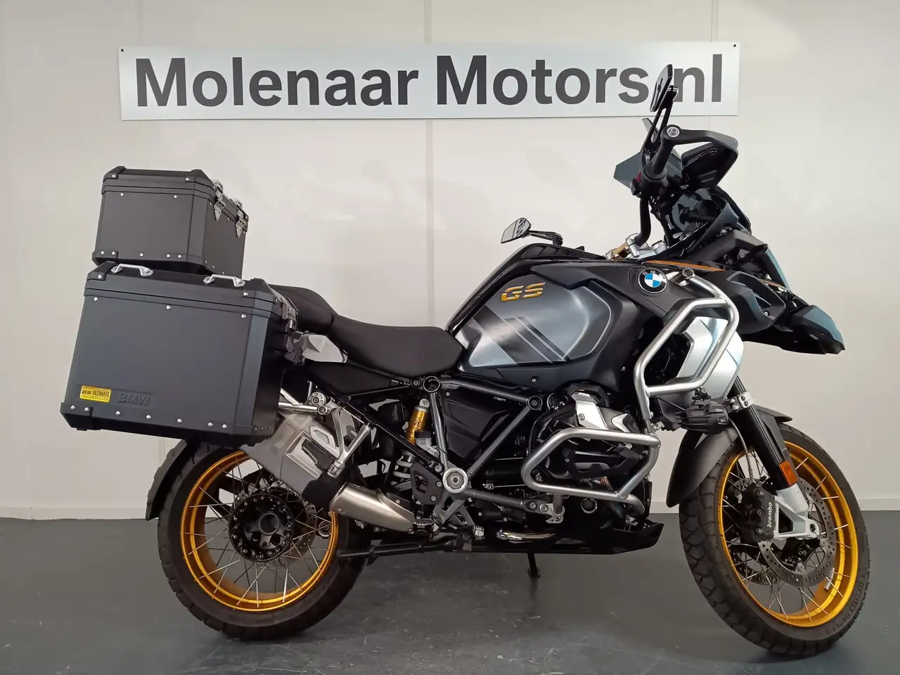 BMW