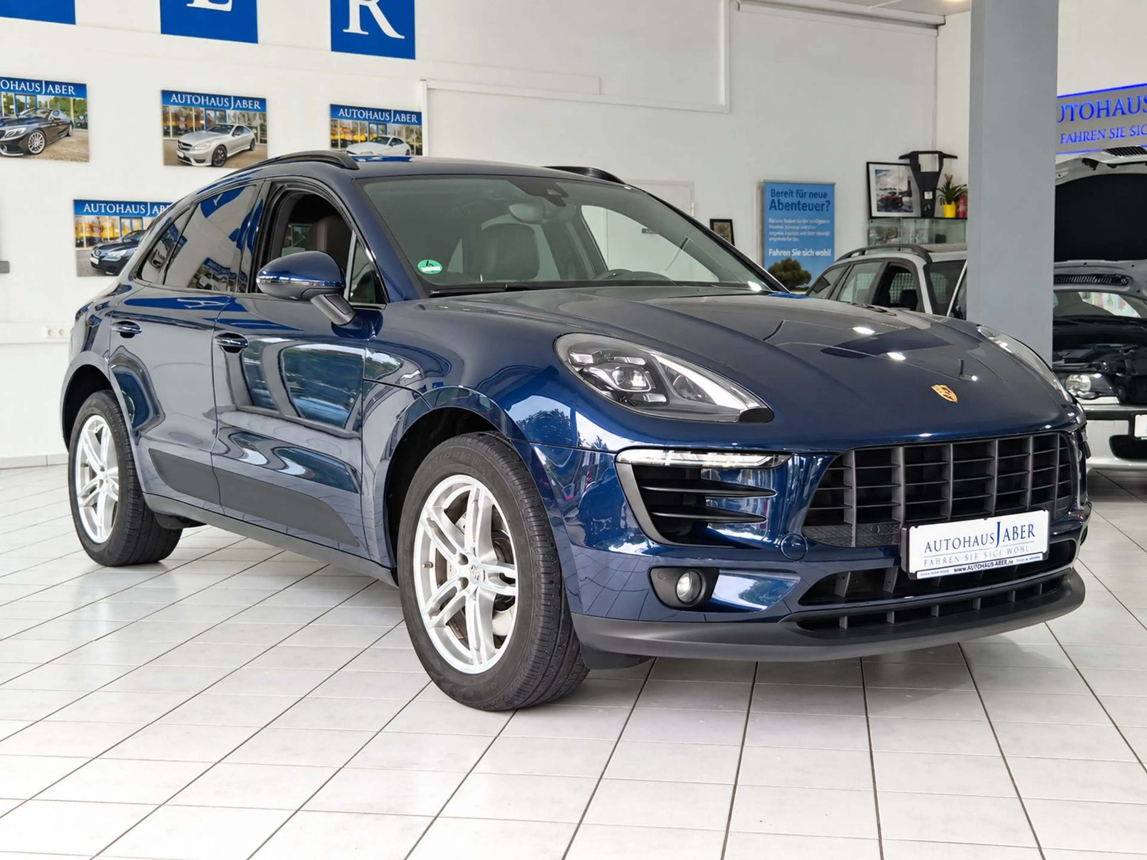 Porsche Macan S Diesel BOSE RFK PANO STNDHZG LED — photo 3