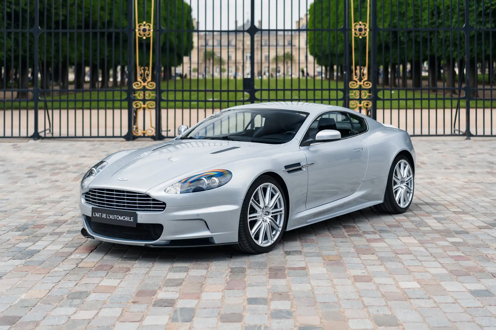 Aston Martin DBS DBS Coupé - manual gearbox, 50 000 km, serviced Plateado - 1