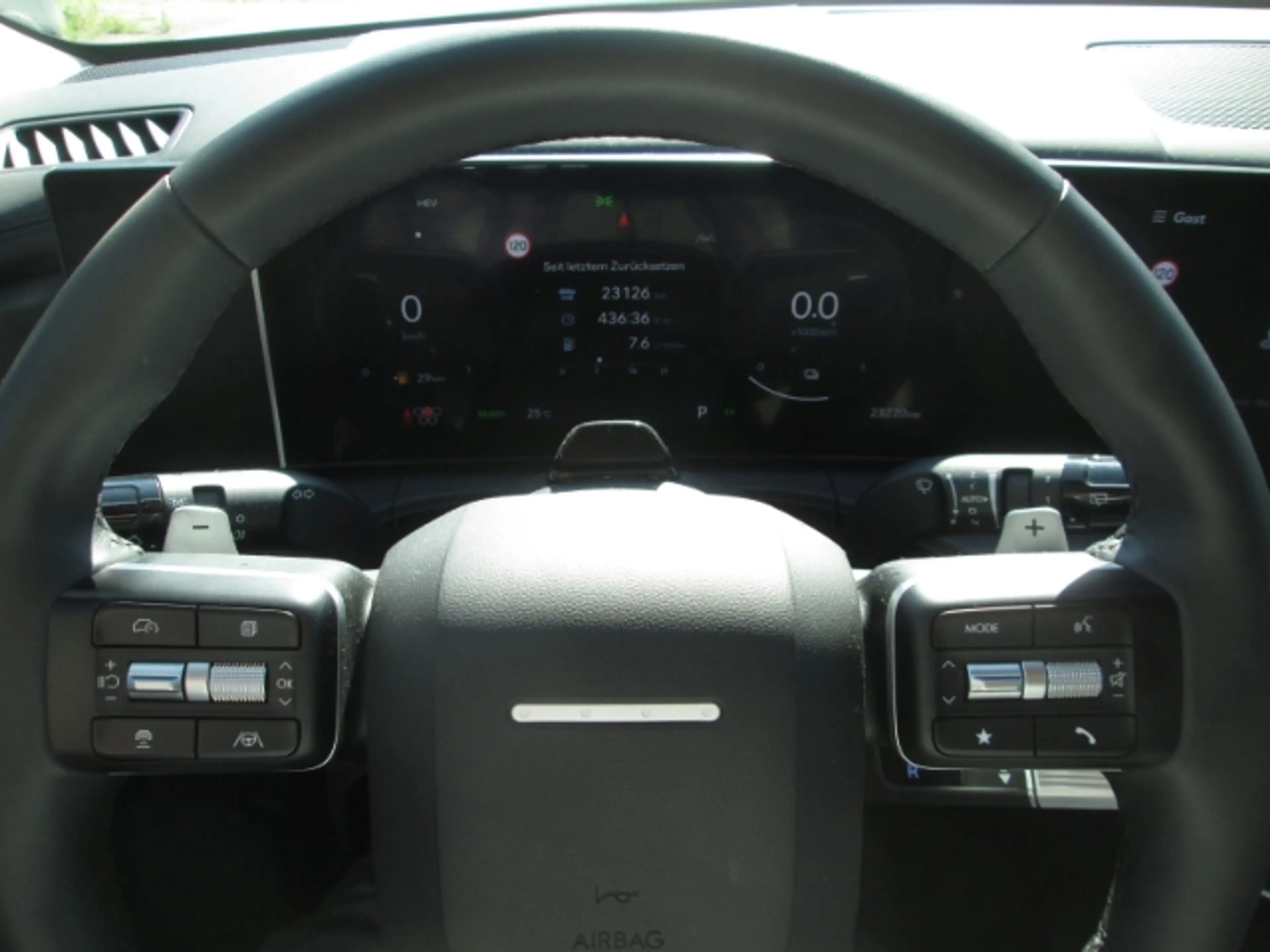 Hyundai SANTA FE PHEV 7-Sitzer 1.6 T-GDI (253 PS) 6-AT 4WD Signatur — photo 15