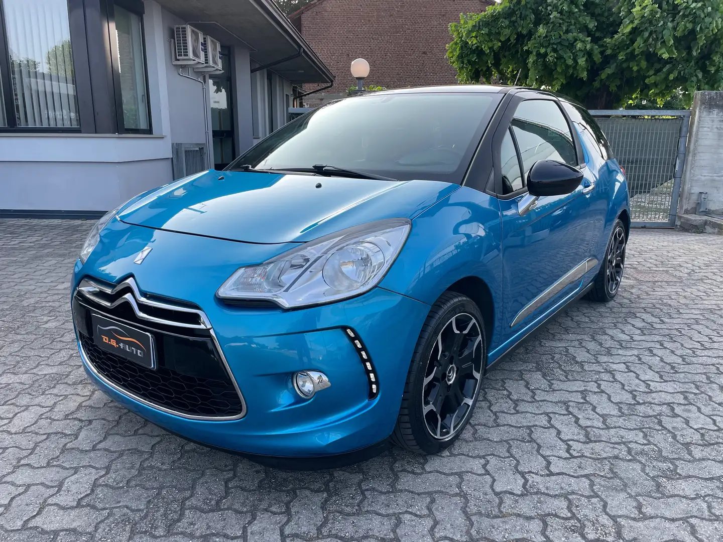 Citroen DS3 DS3 1.4 vti (airdream) Chic Gpl 95cv Azul - 1