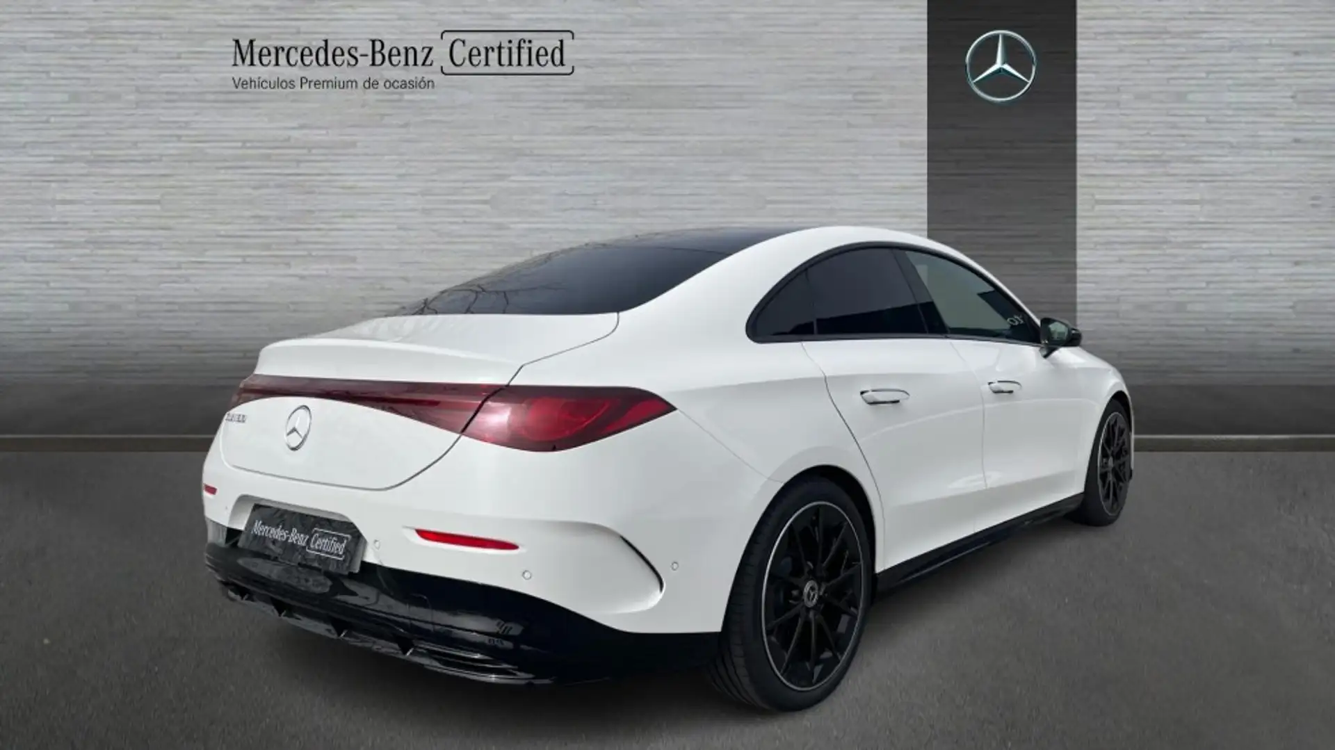 Mercedes-Benz CLA 180 con tecnología híbrida - 2