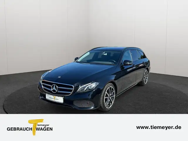 Mercedes-Benz E 220 d  T Avantgarde CarPlay Android Ahk