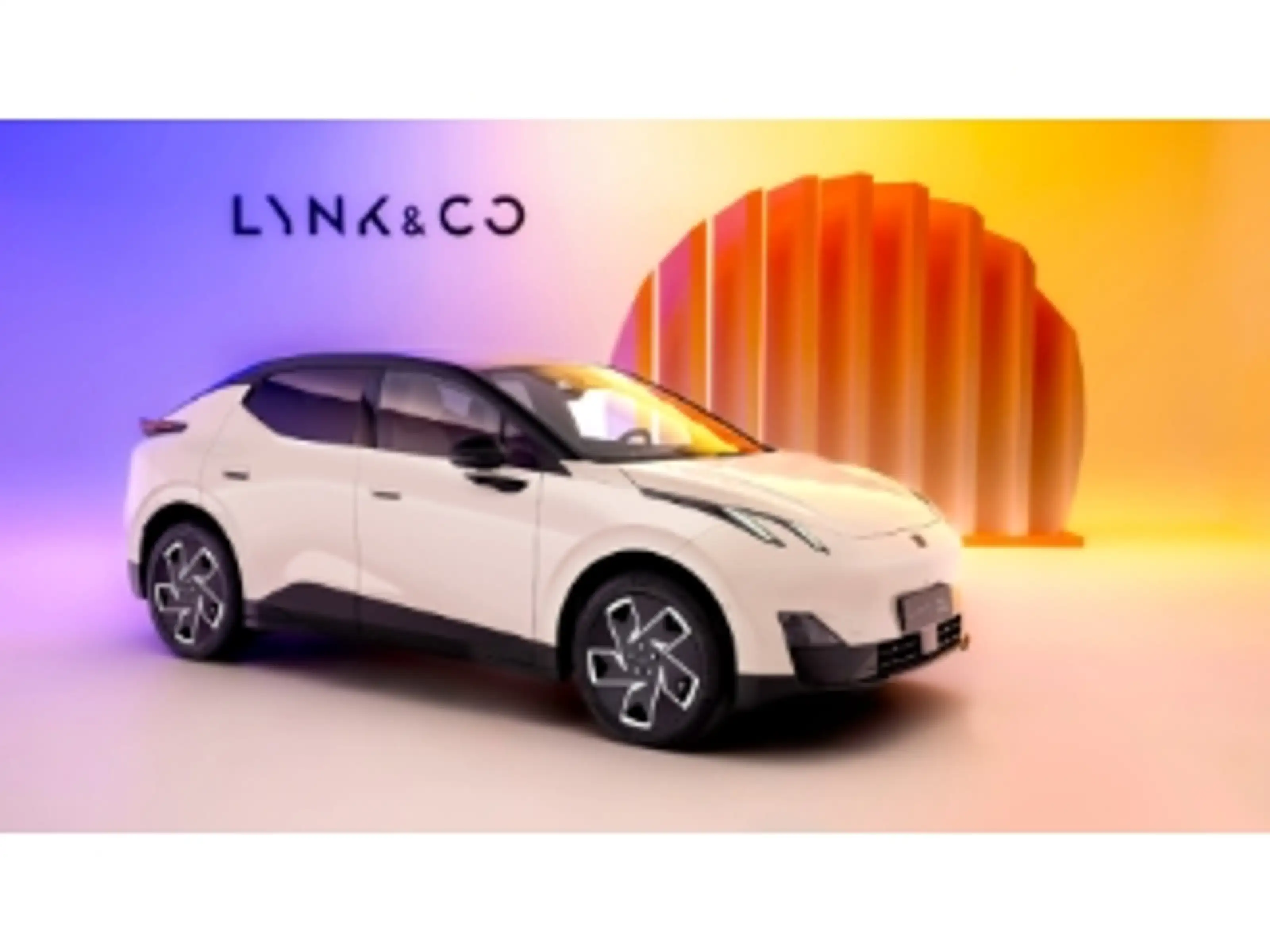 Lynk & Co 02 Core/0% Finanzierung/4 Jahre Garantie/ 445KM Reich — photo 3