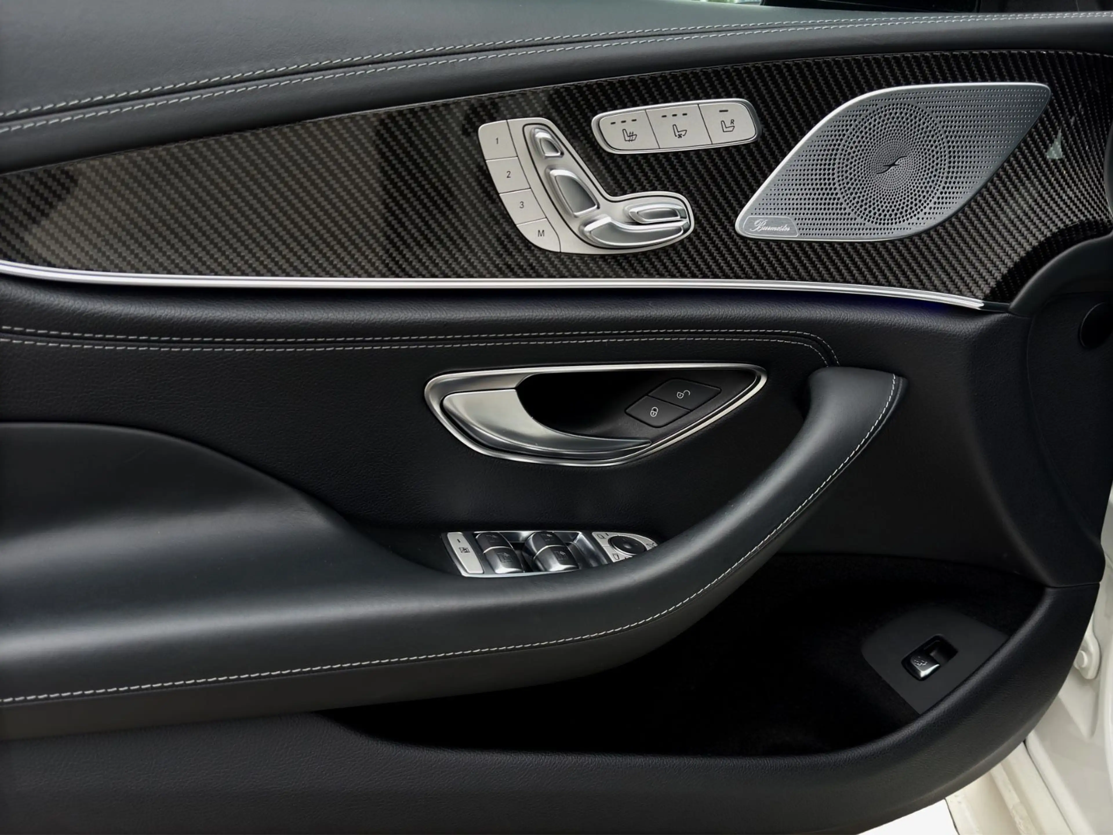 Mercedes-Benz CLS 450 CLS450 4MATIC AMG Line°DIST+°AIR°360°PANO°VENT° — photo 13