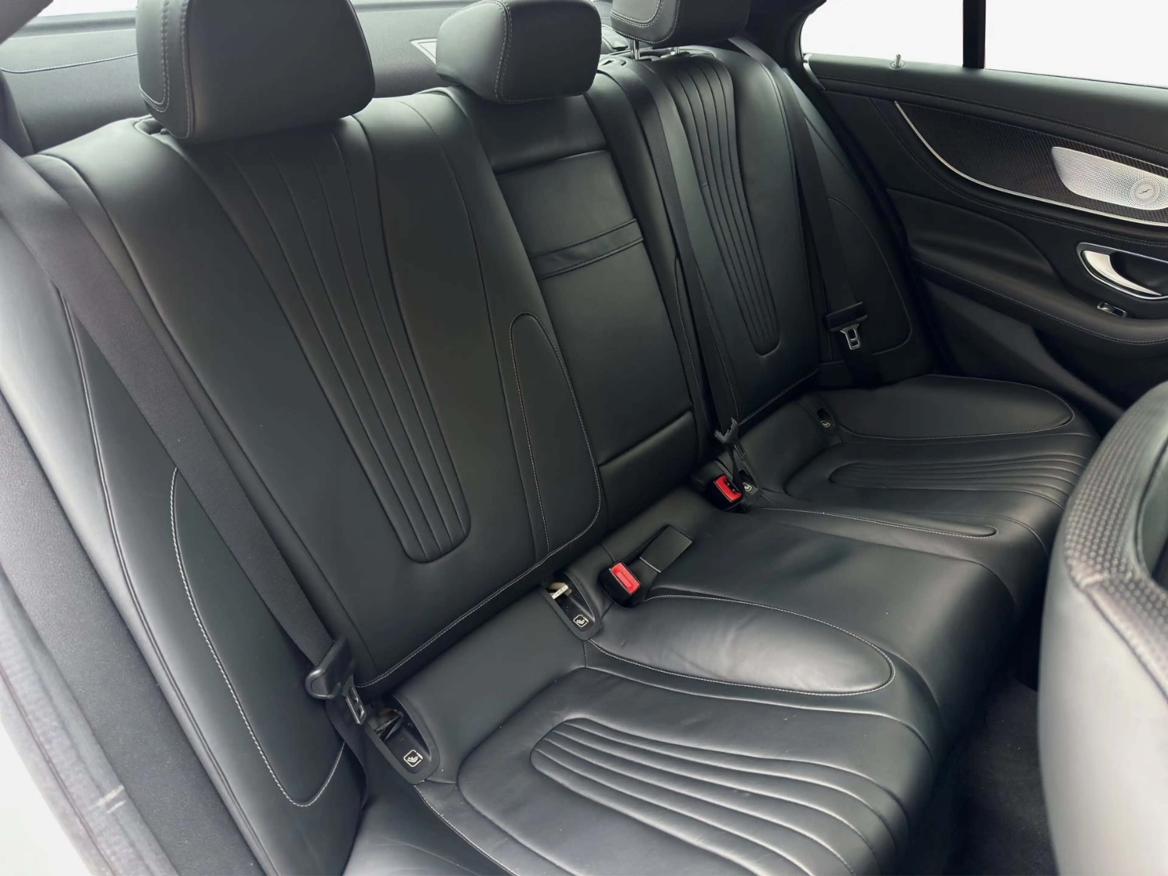 Mercedes-Benz CLS 450 CLS450 4MATIC AMG Line°DIST+°AIR°360°PANO°VENT° — photo 14