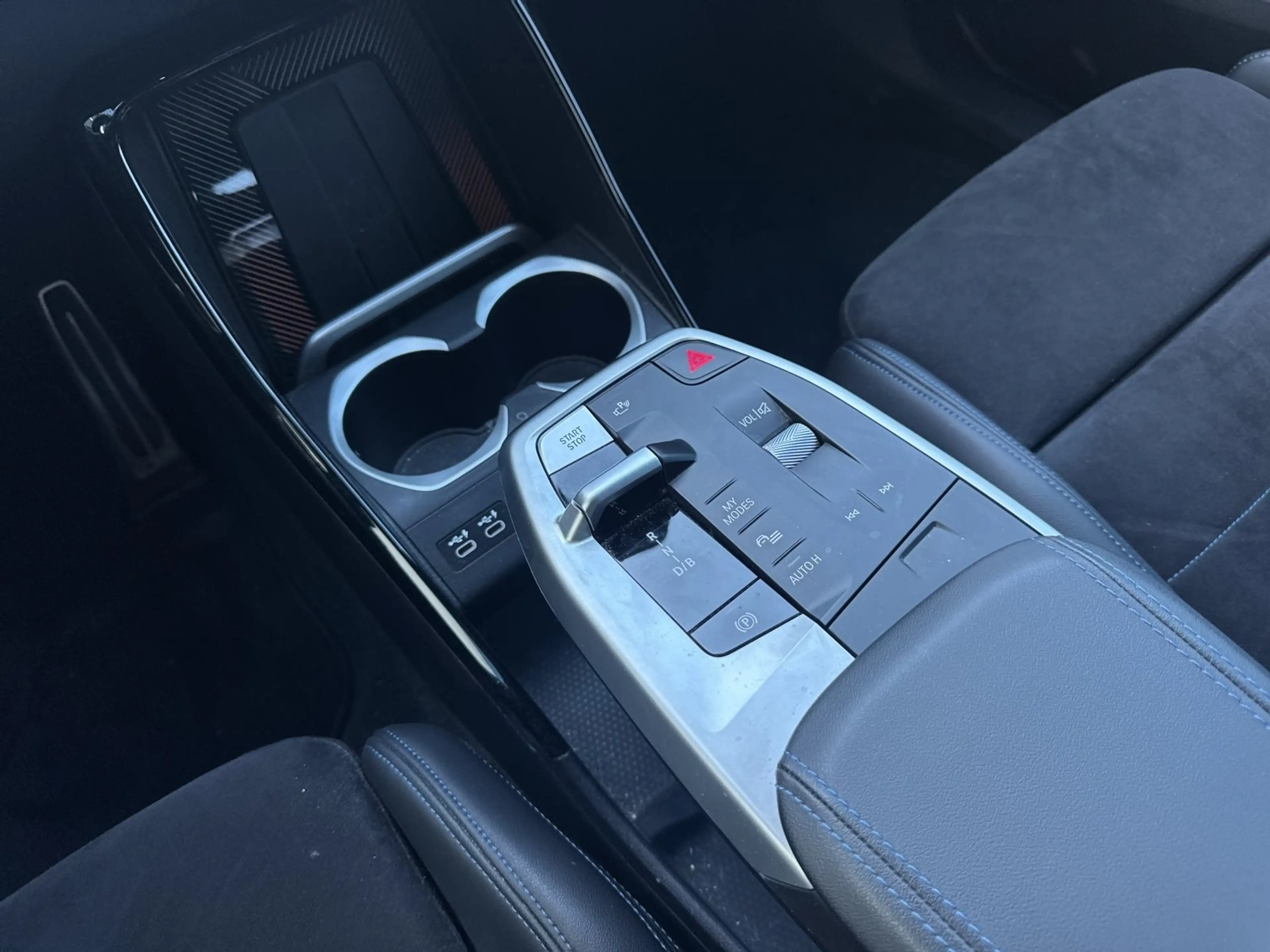 BMW iX1 xDrive30 M Sport|Harman/Kardon|DA|PA+ — photo 13