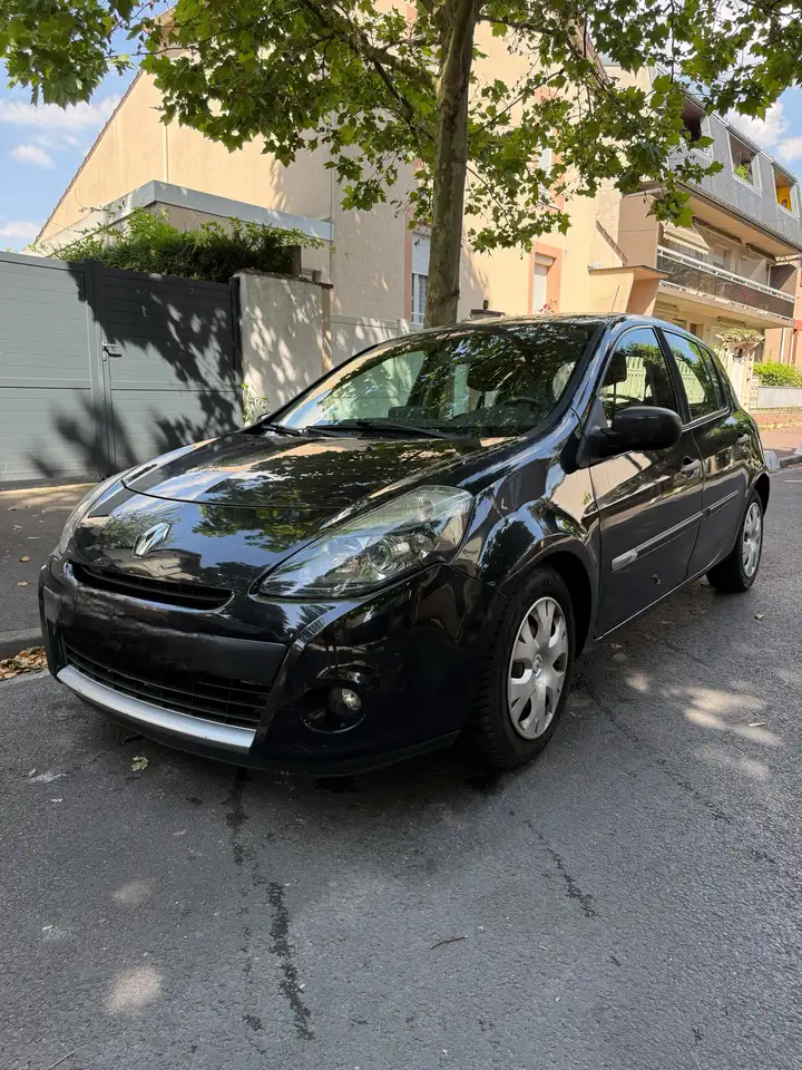 Renault Clio 1.2 16V 75 eco2 Authentique