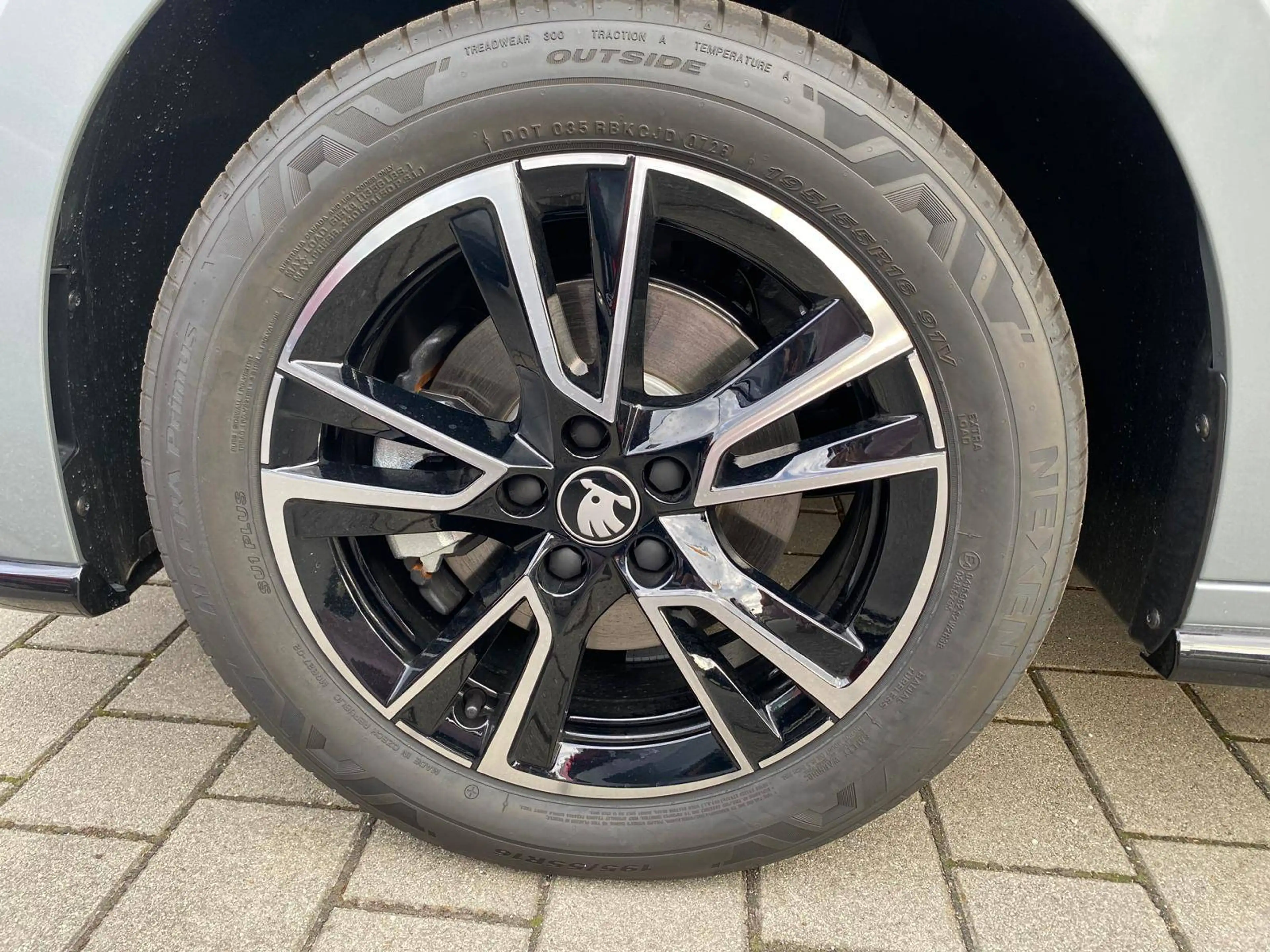 Skoda Fabia Monte Carlo — photo 14