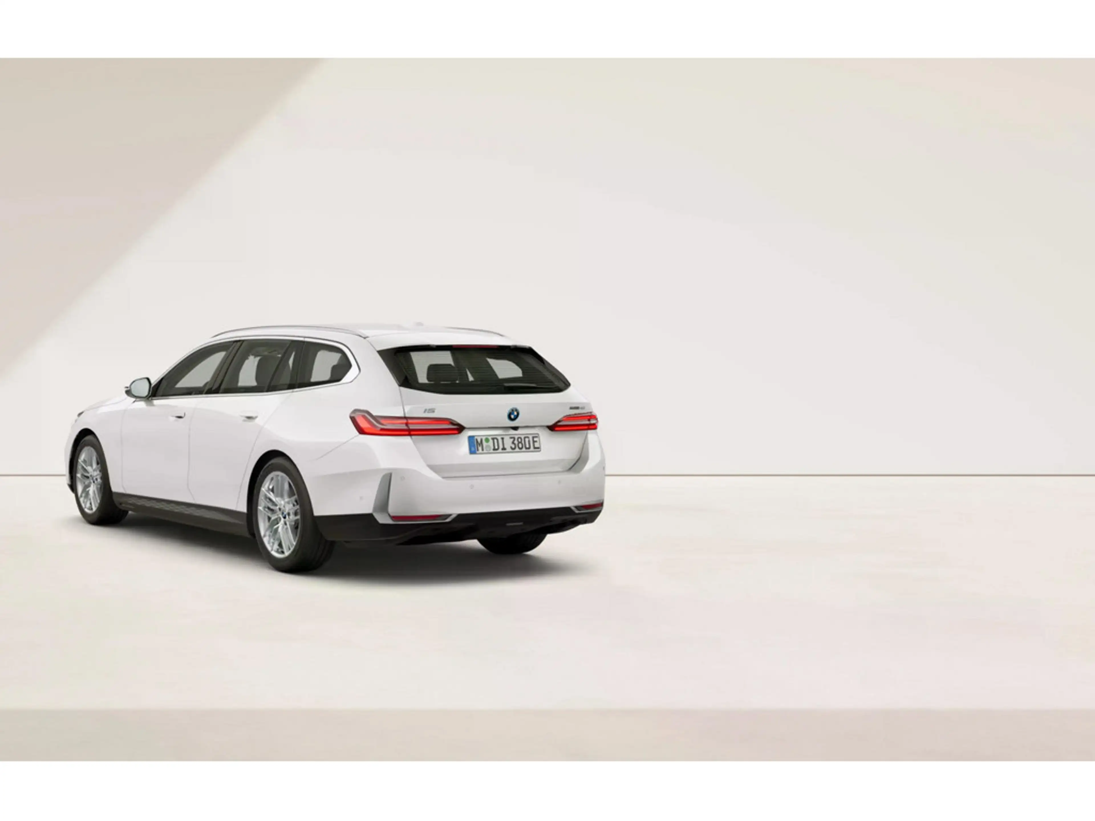 BMW i5 eDrive40 Touring *Bestellaktion* — photo 7