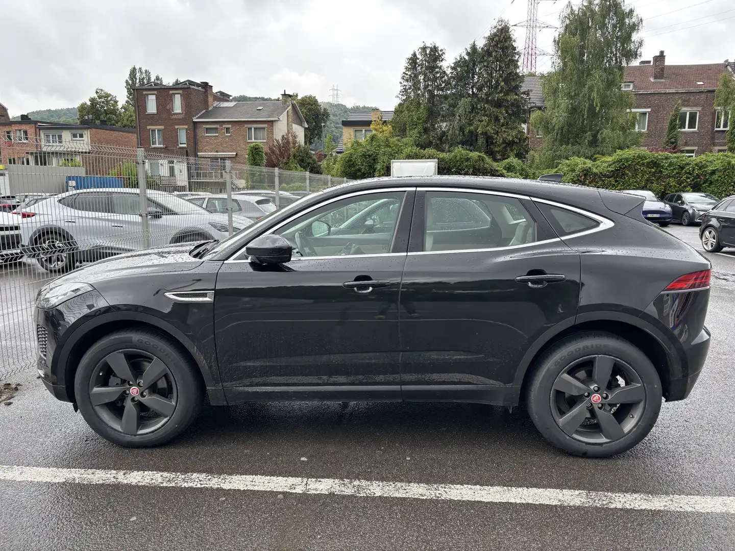Jaguar E-Pace 2.0 D R-Dynamic (EU6.2) - 2