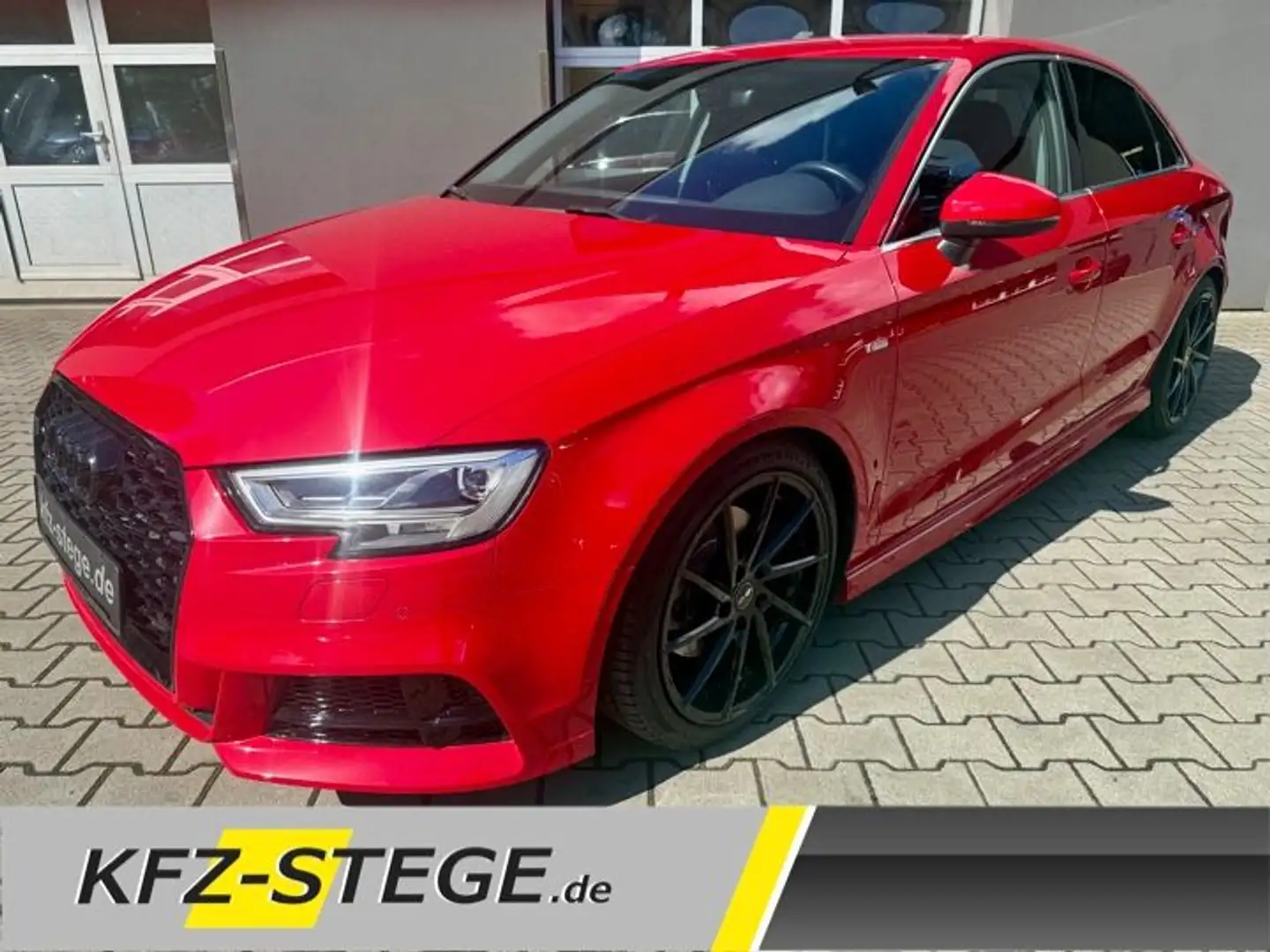 Audi A3 Lim. S tronic 35 TDI design/ S line/ LED Rojo - 1