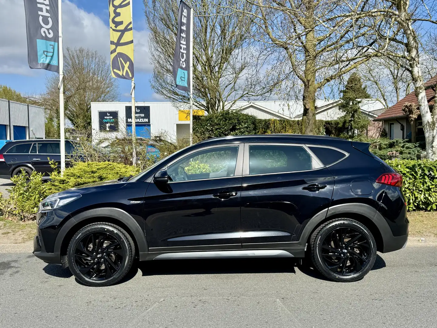 Hyundai TUCSON 1.6 T-GDI 4WD 177PK N-Line Pano•Trekhaak Fekete - 2