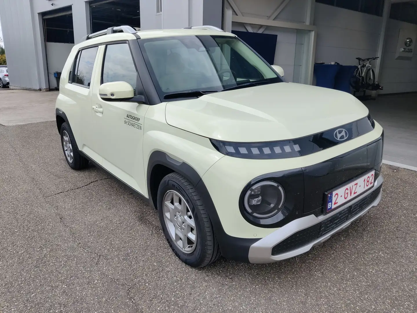 Hyundai Inster Amarillo - 1
