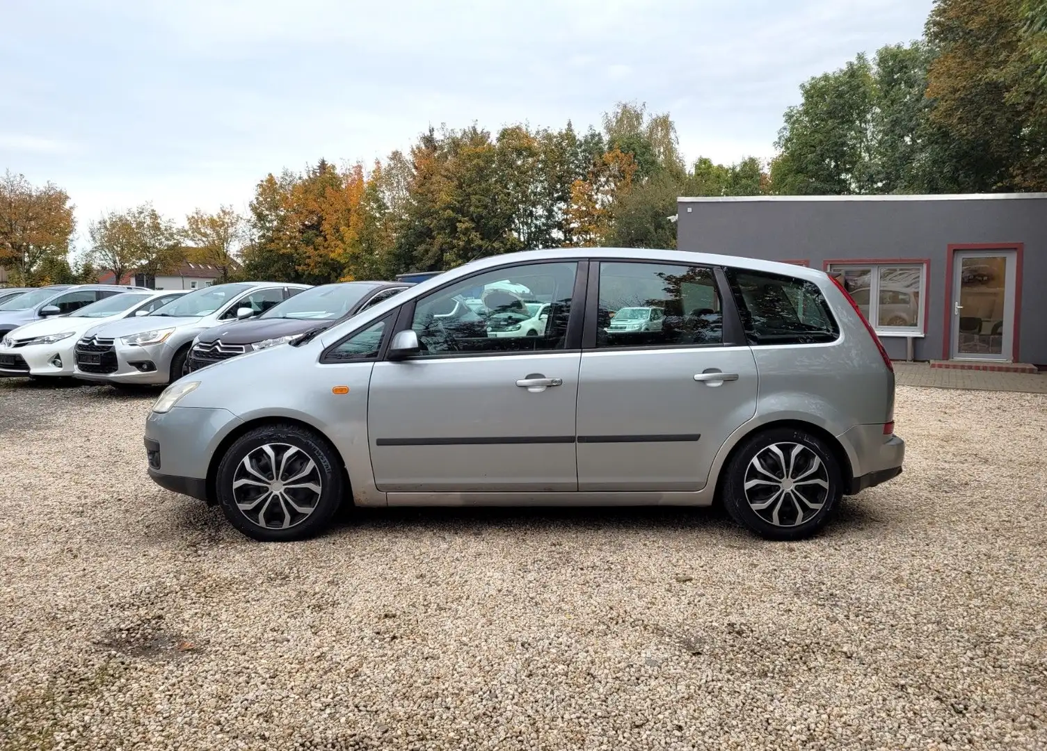 Ford Focus C-MAX Trend 1.8 Eu 4*Temp*Pano*Klima*TÜV* Gris - 2