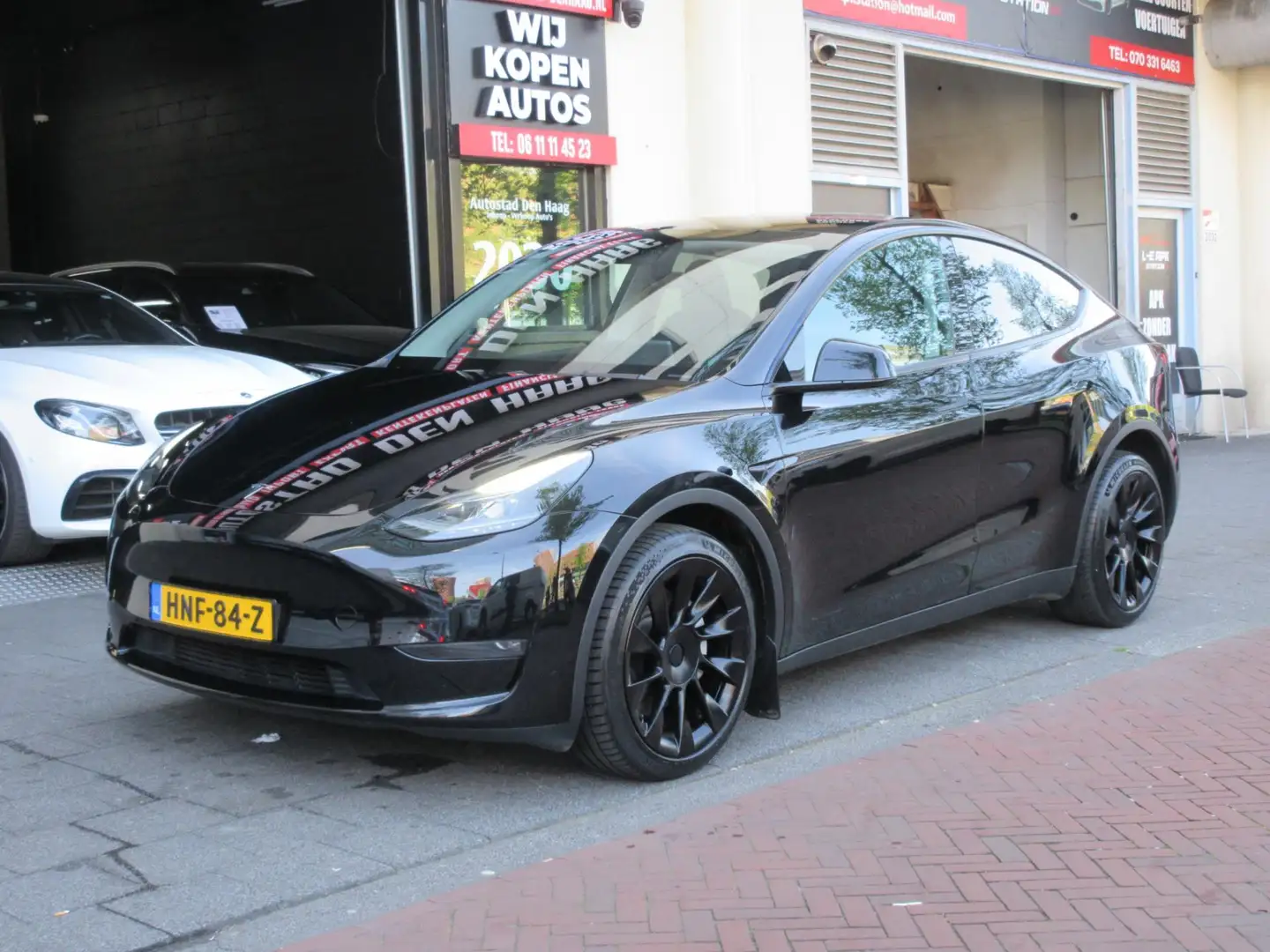 Tesla Model Y Long Range AWD 75 kWh Trekhaak Inclusief BTW! Zwart - 1
