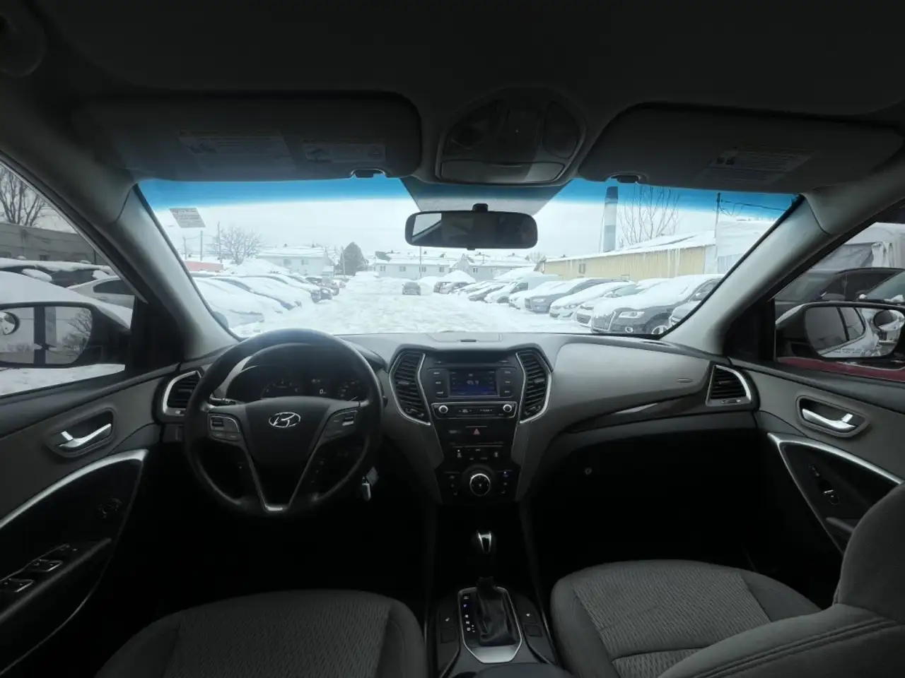 Hyundai SANTA FE снимка Hyundai SANTA FE
