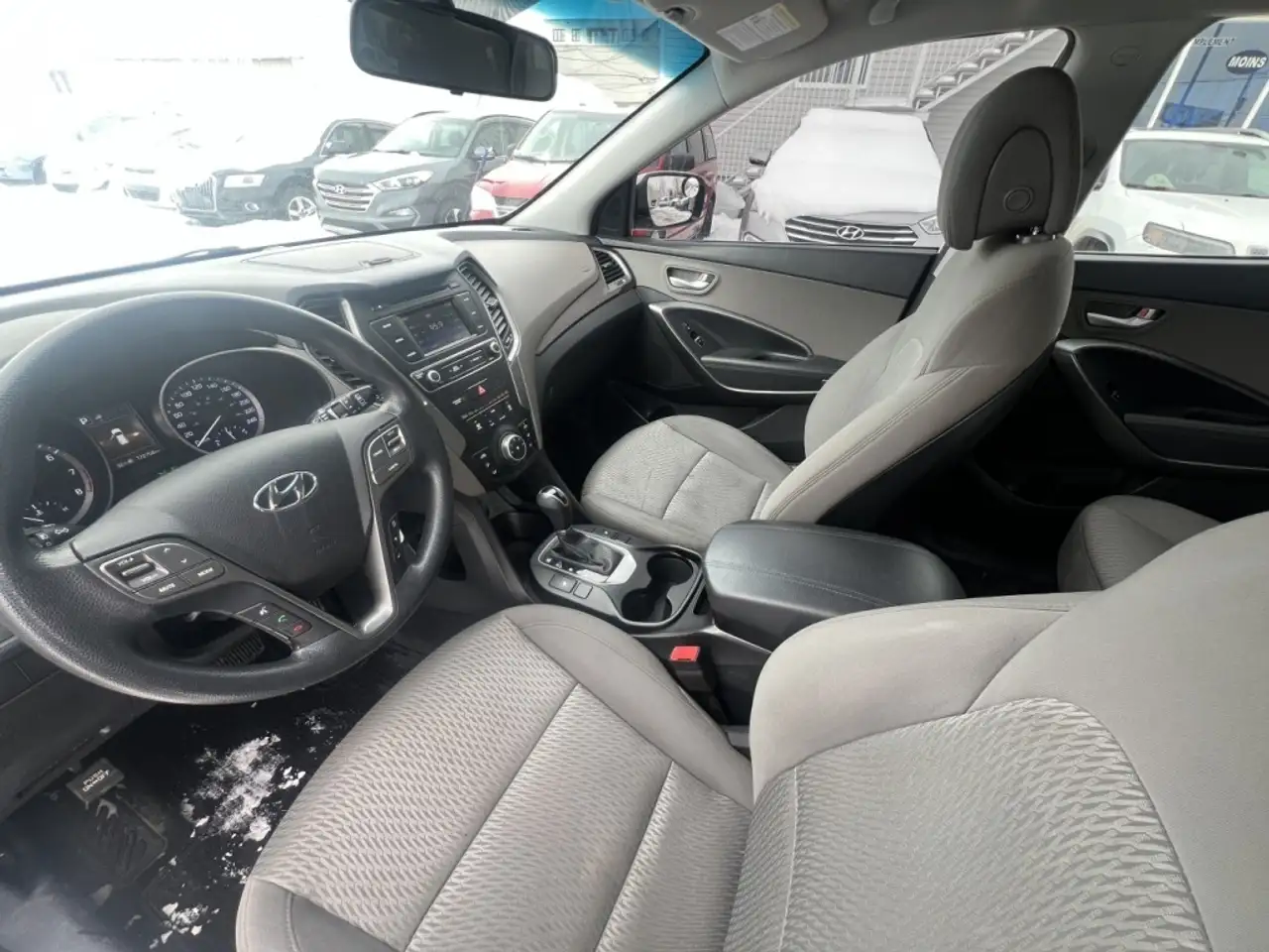 Hyundai SANTA FE снимка Hyundai SANTA FE
