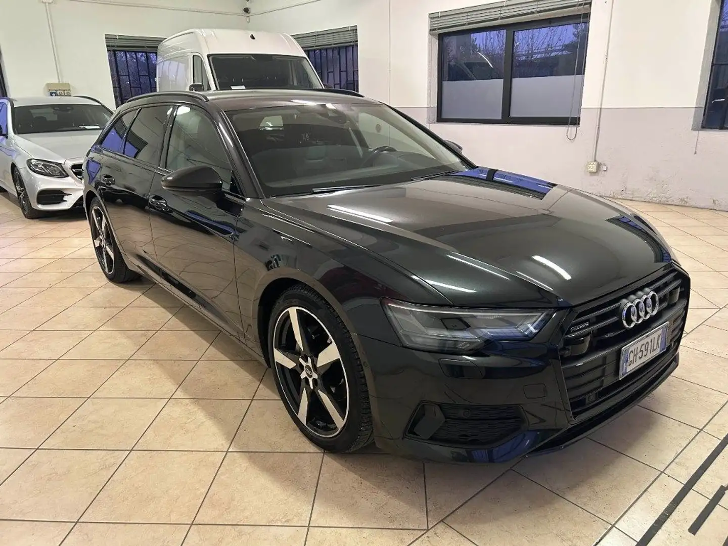 Audi A6 Avant 40 2.0 TDI S tronic Business Sport Nero - 2
