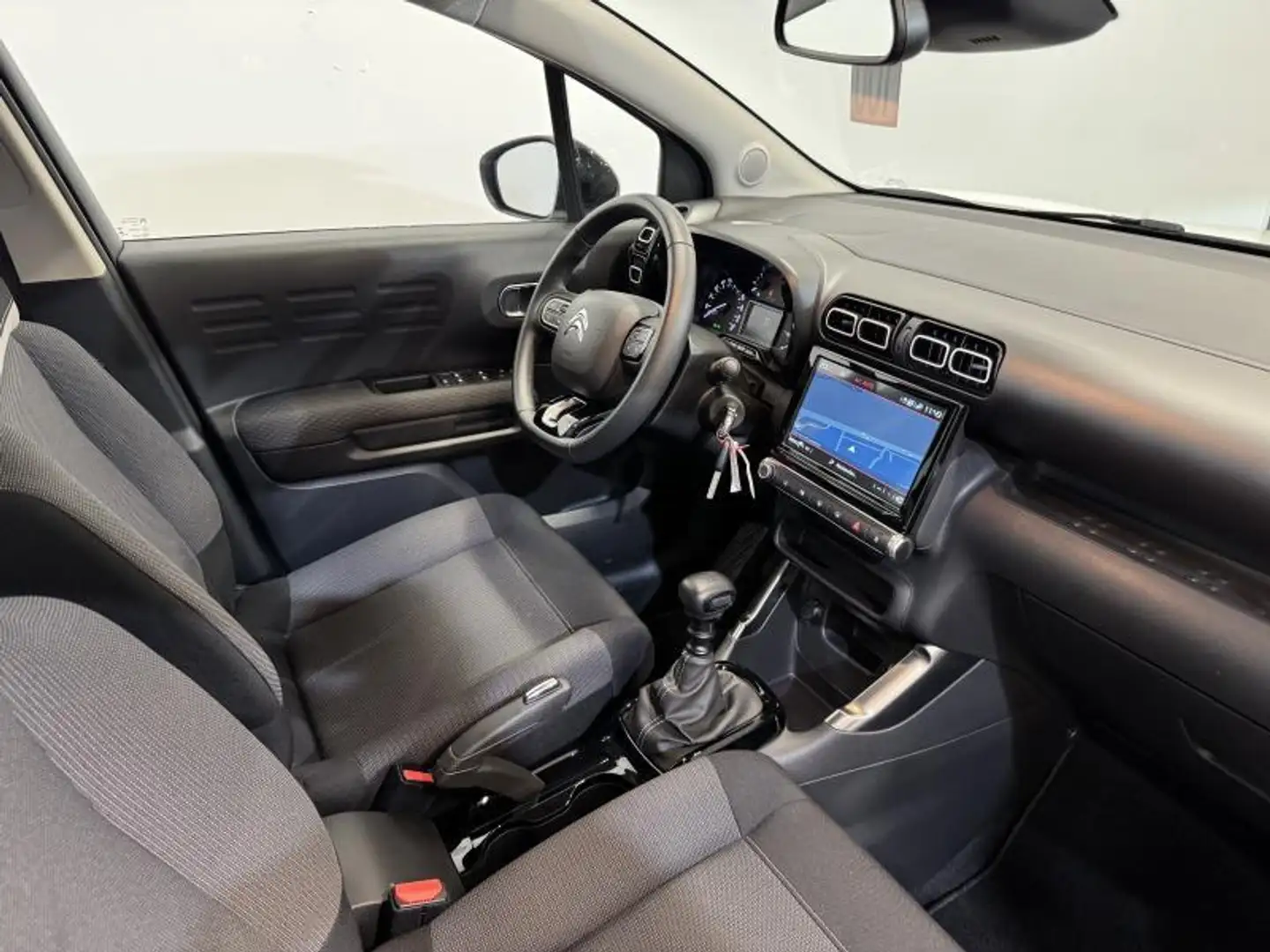 Citroen C3 Aircross Feel **GARANTIE 12 MOIS** Gris - 2
