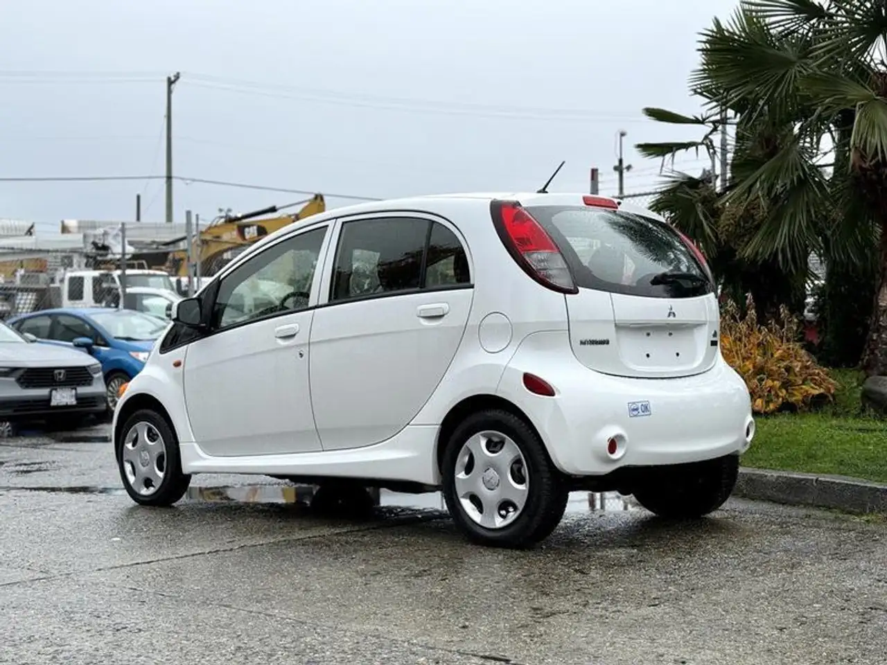 Mitsubishi I-MiEV снимка Mitsubishi I-MiEV