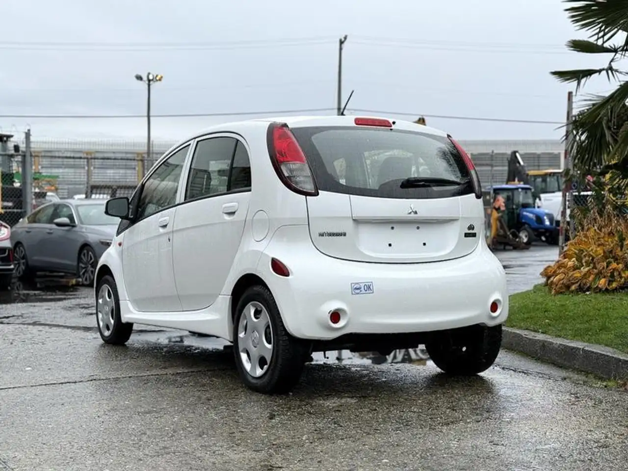 Mitsubishi I-MiEV снимка Mitsubishi I-MiEV