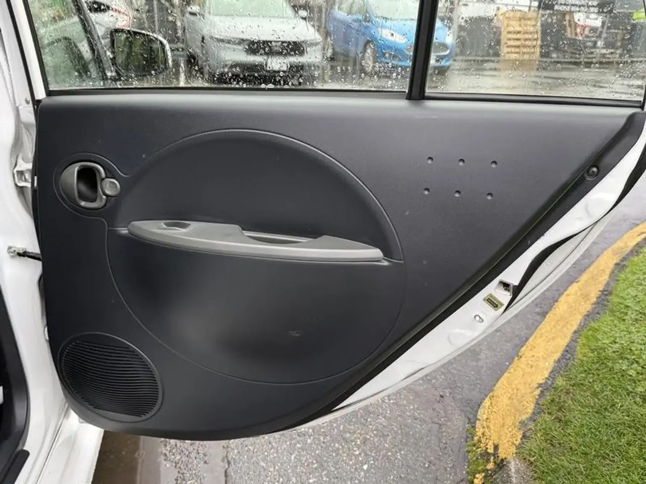 Mitsubishi I-MiEV снимка Mitsubishi I-MiEV