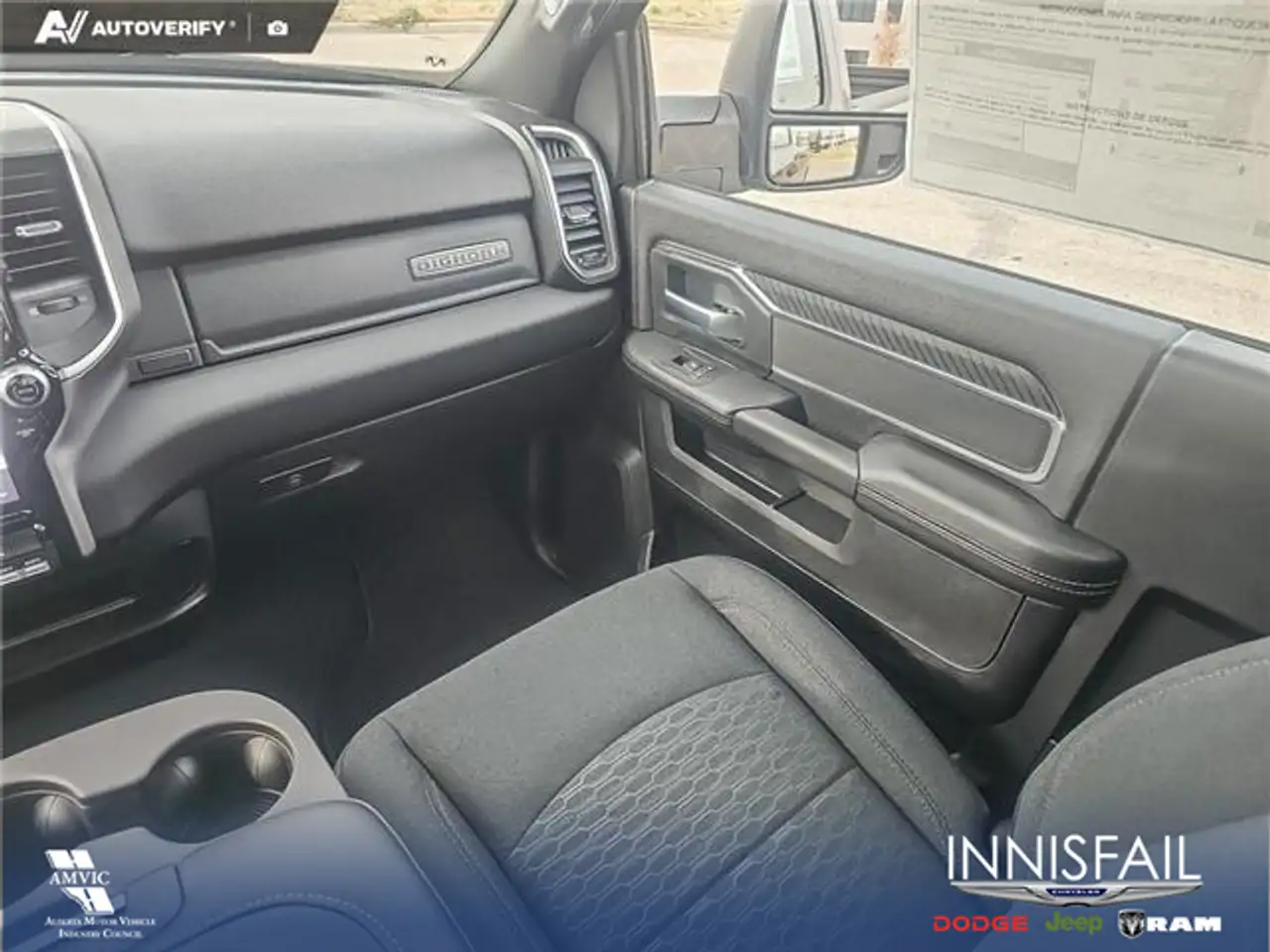 RAM 3500 снимка RAM 3500