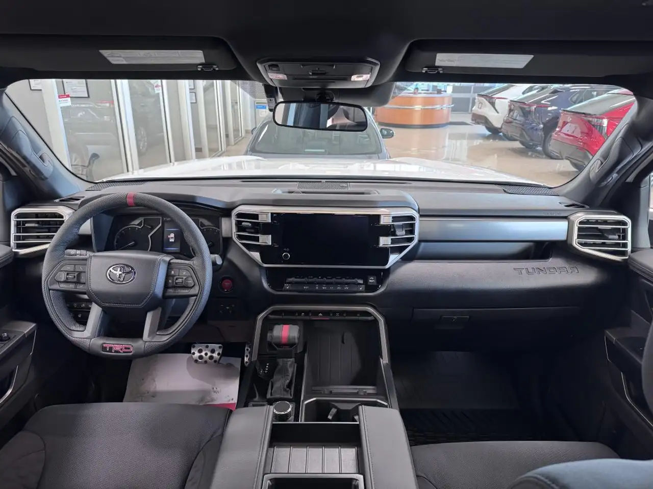 Toyota Tundra снимка Toyota Tundra