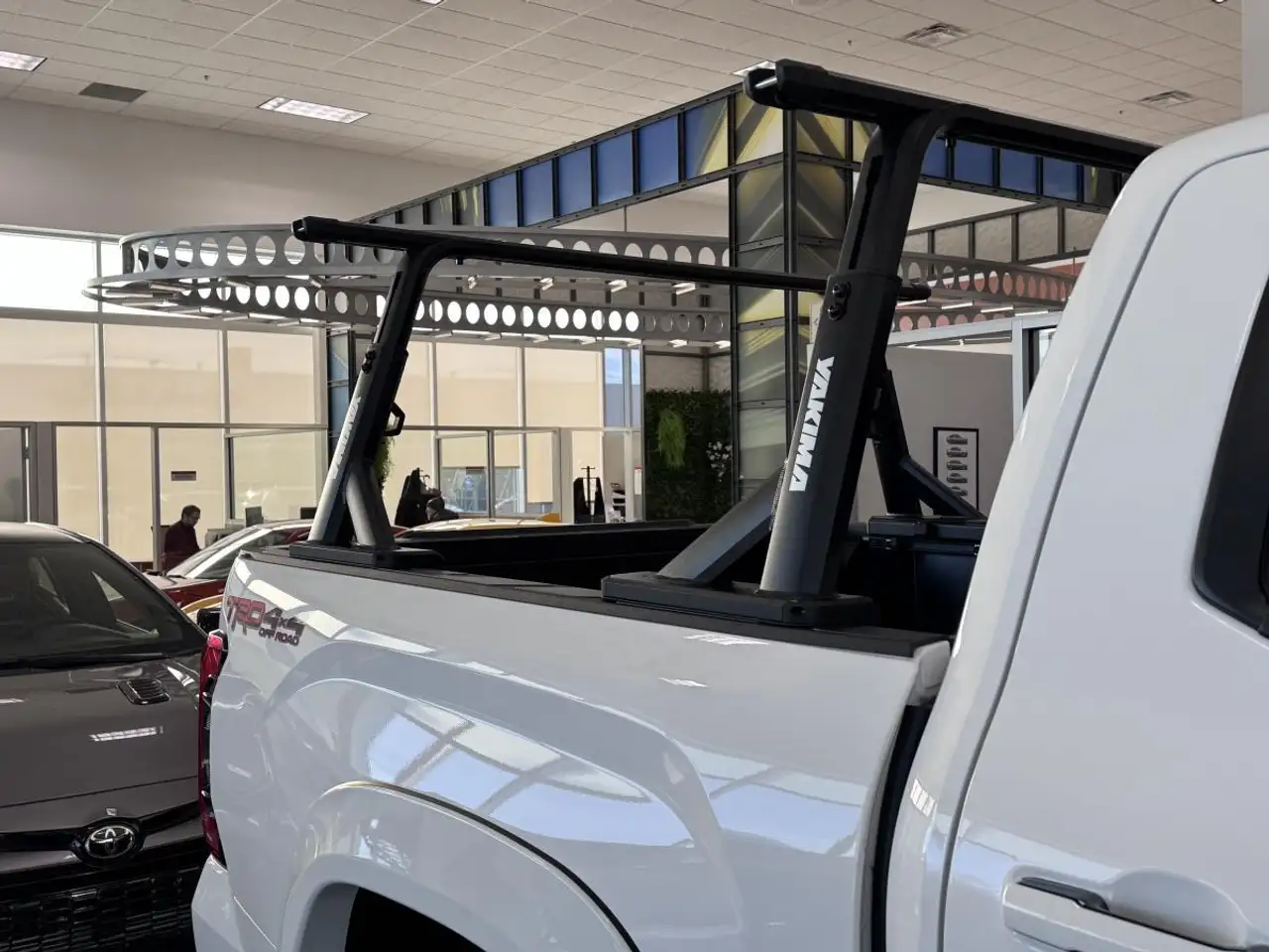 Toyota Tundra снимка Toyota Tundra