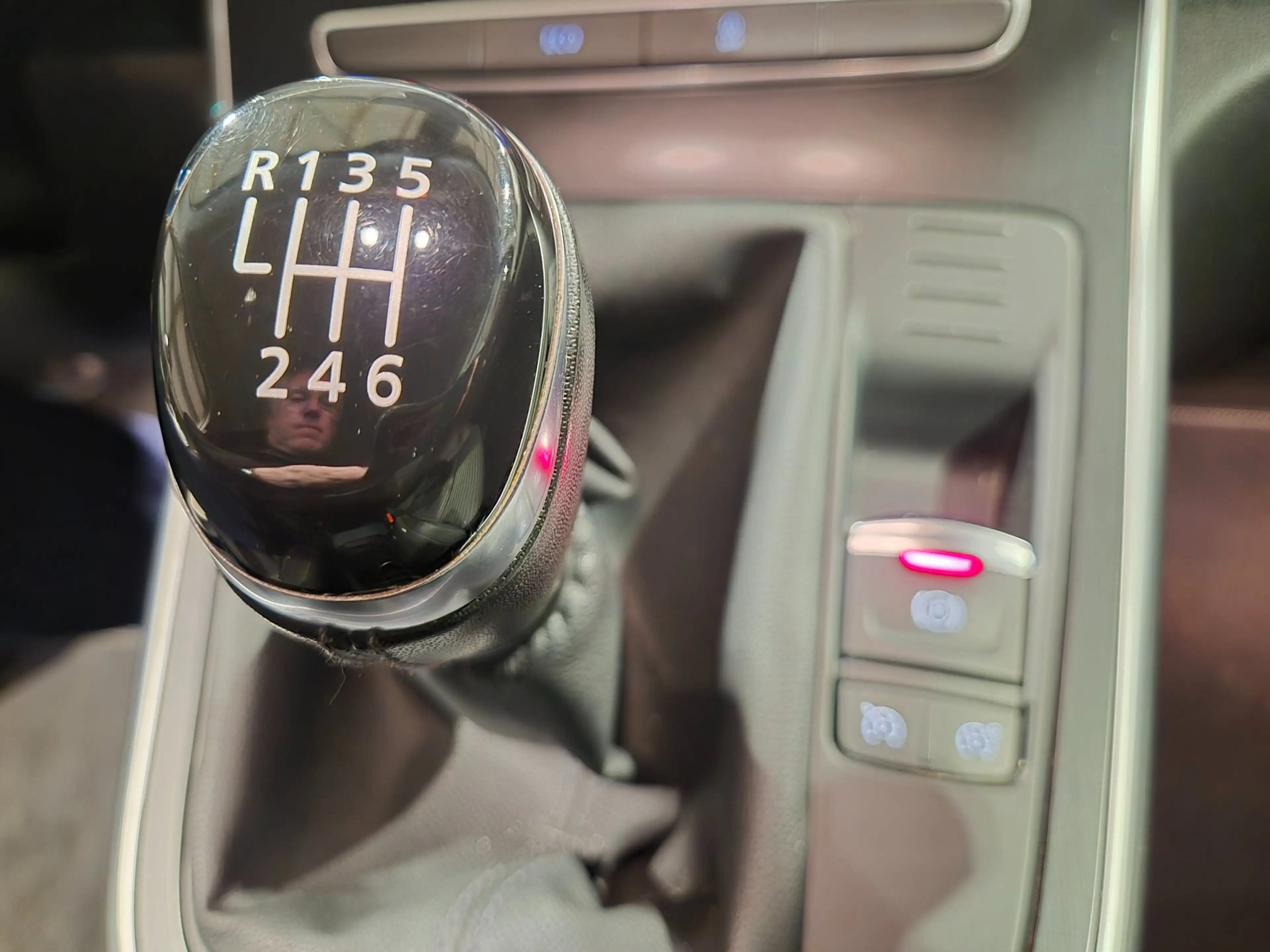 Renault Scenic 1.2 TCe Zen - Navigatie - Airco - Cruise Control — photo 12