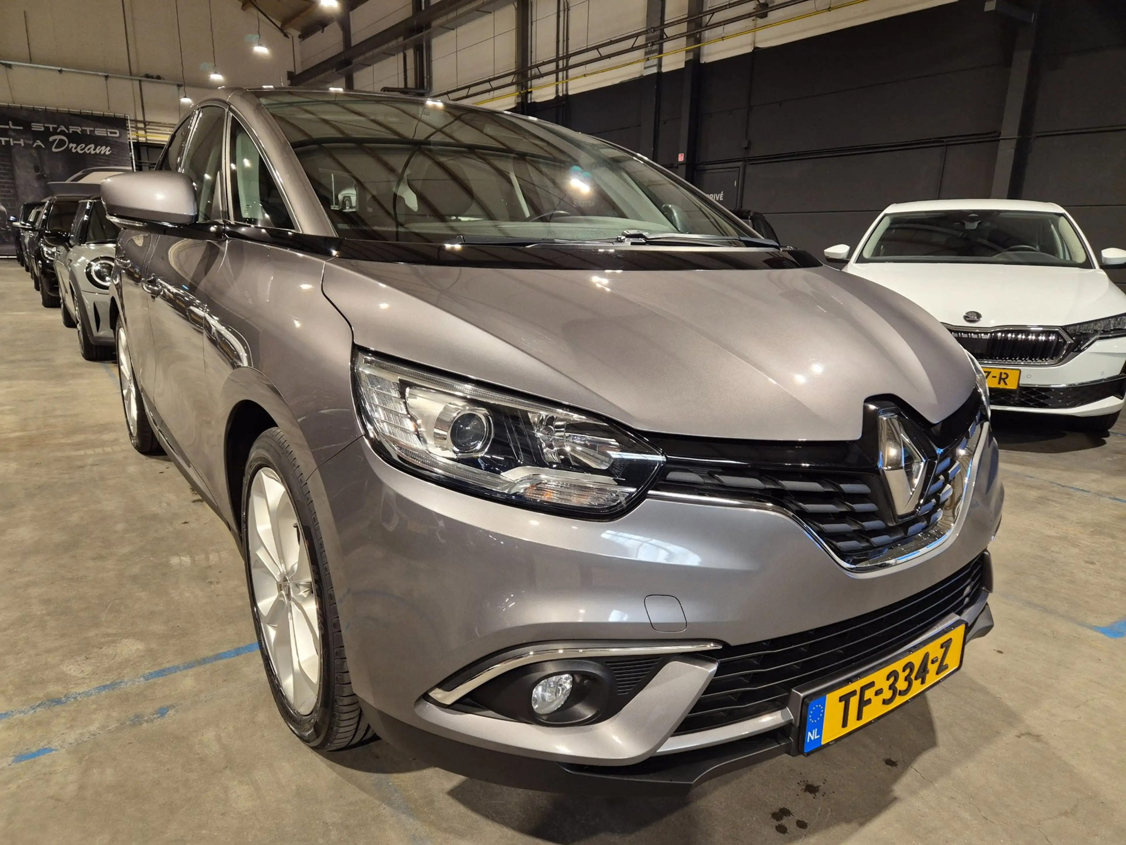 Renault Scenic 1.2 TCe Zen - Navigatie - Airco - Cruise Control — photo 15