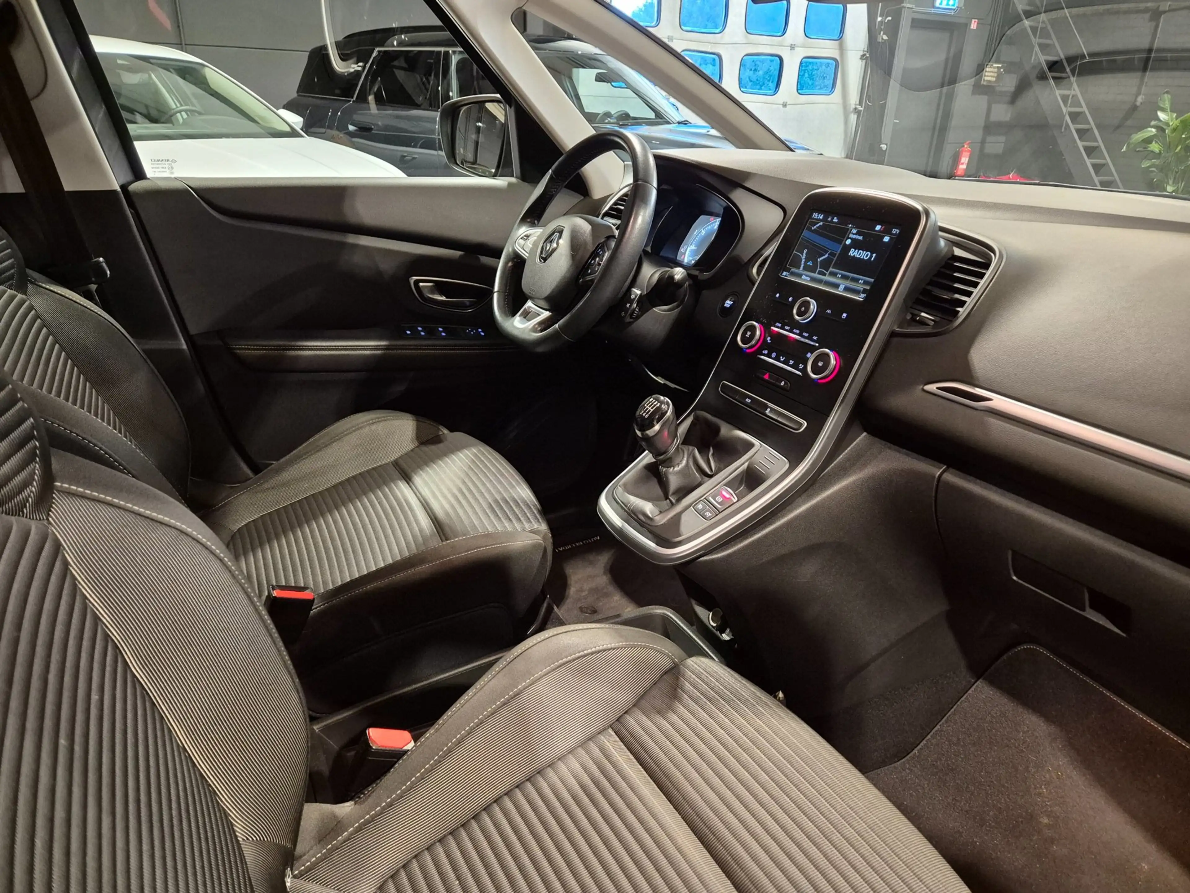 Renault Scenic 1.2 TCe Zen - Navigatie - Airco - Cruise Control — photo 7