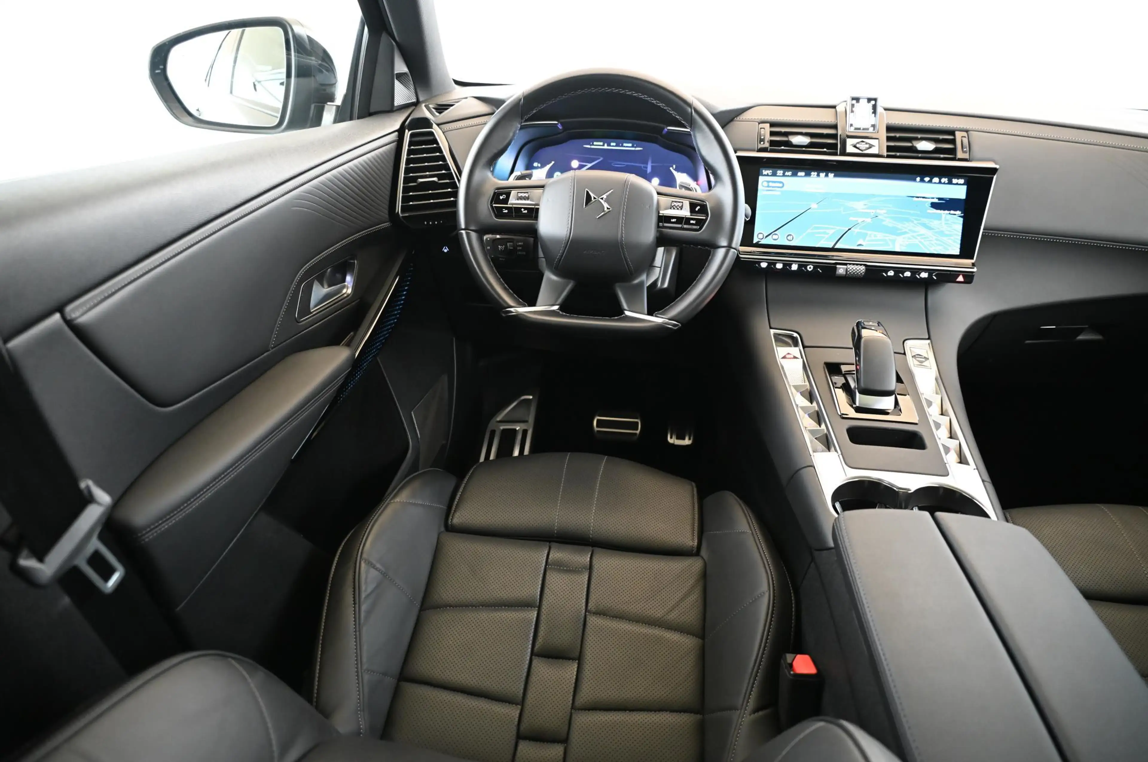 DS Automobiles DS 7 Crossback 1.6 E-TENSE 225 Etoile NEW 62.000 EUR — photo 37