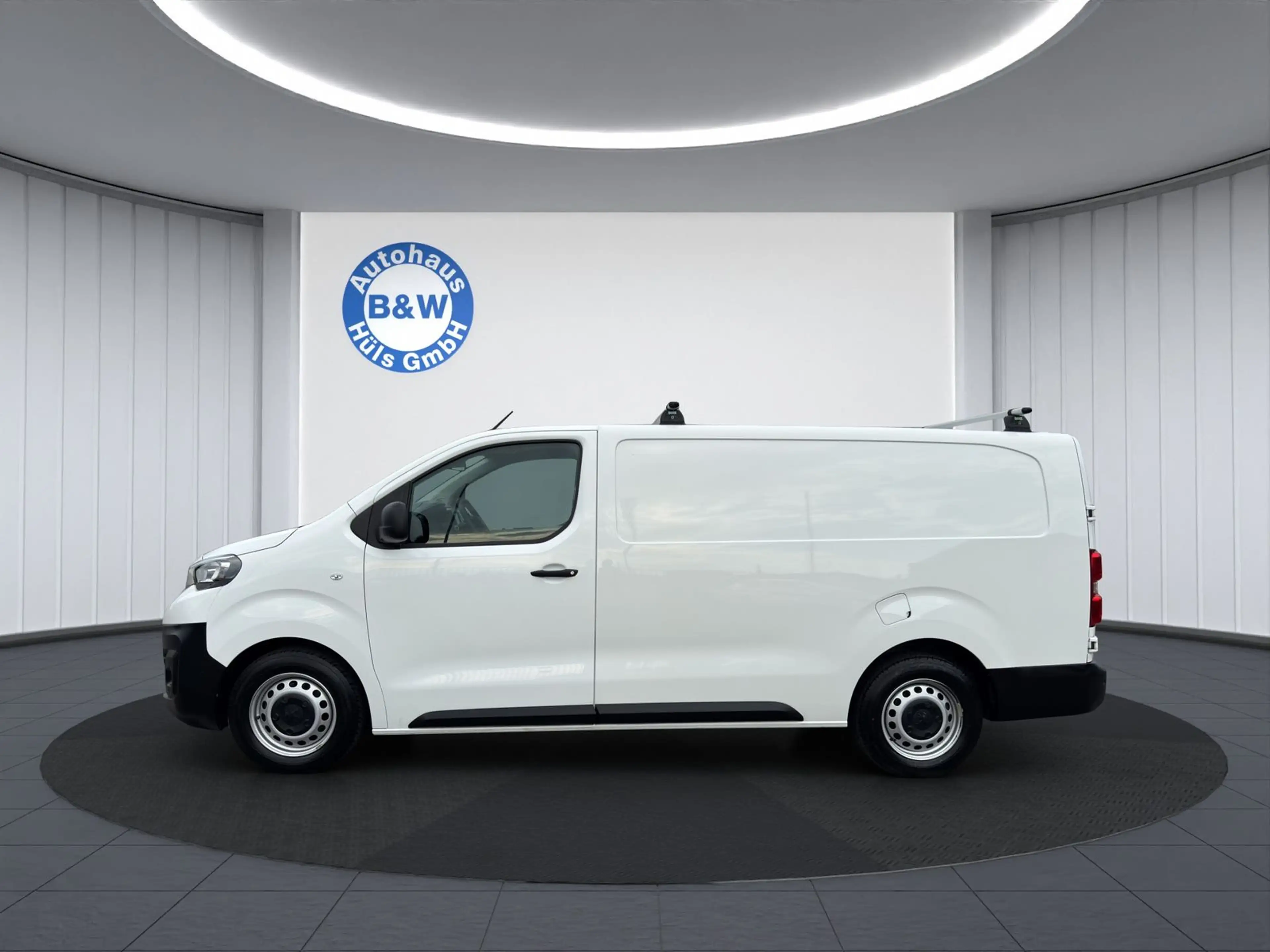 Peugeot Expert Premium L3*1.Hand*AHK*REGALE*SHZ*NAVI* — photo 4