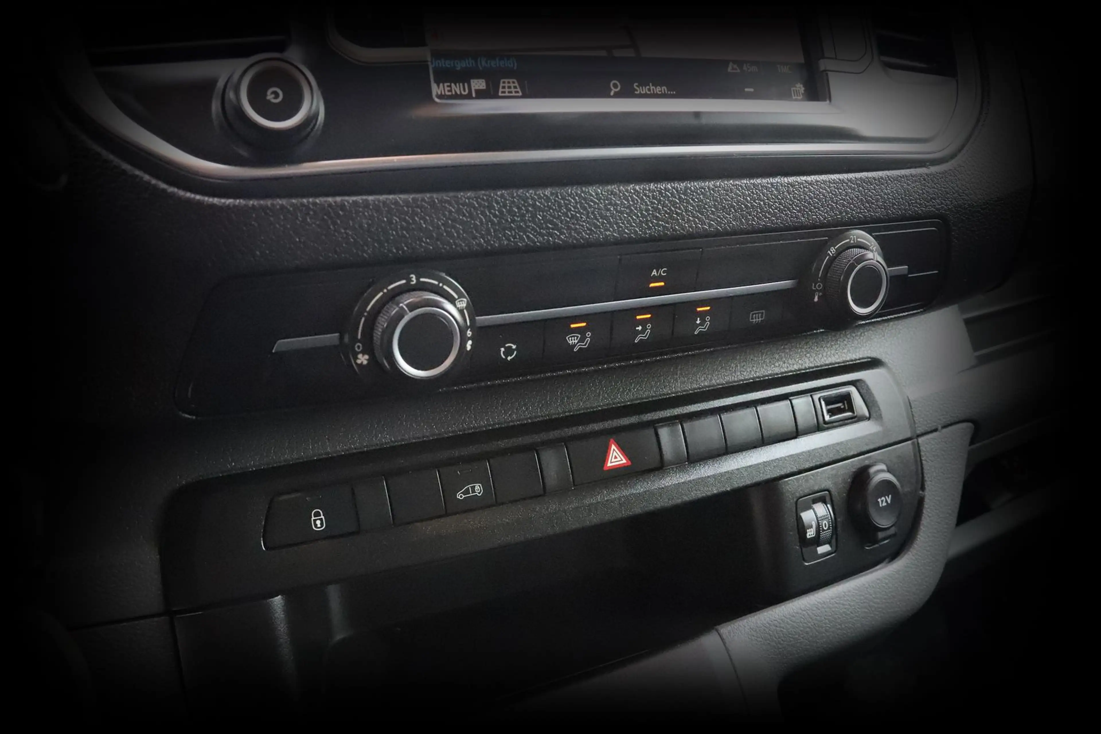 Peugeot Expert Premium L3*1.Hand*AHK*REGALE*SHZ*NAVI* — photo 13