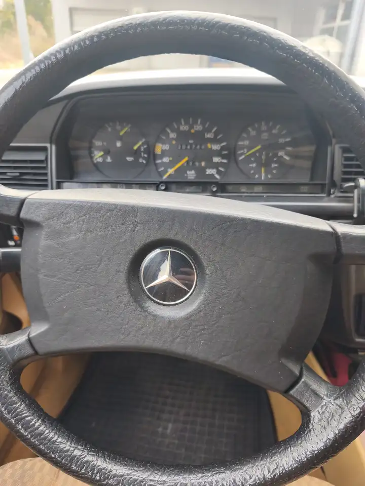 Mercedes-Benz 190 2,5D, foto 6