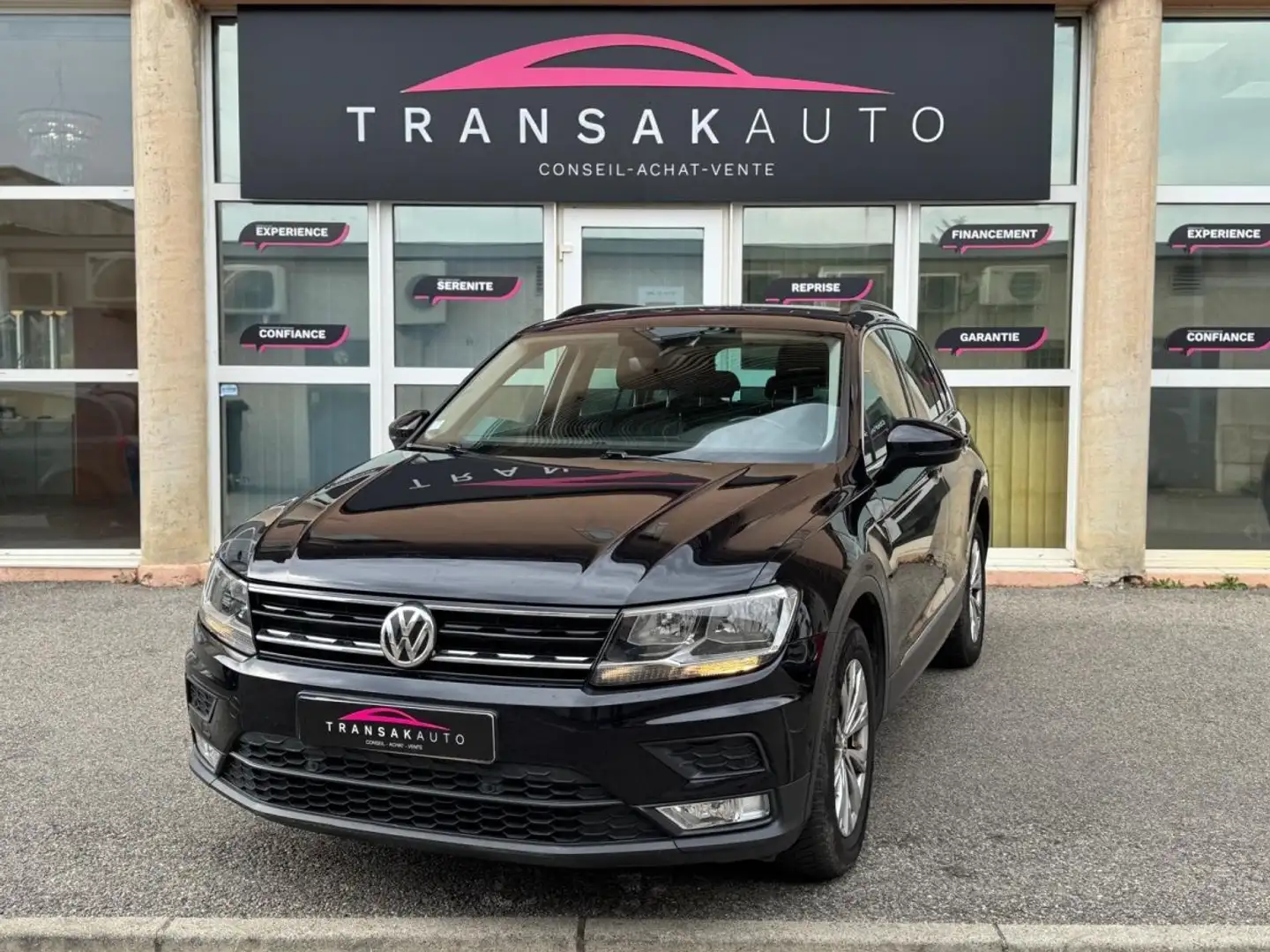Volkswagen Tiguan 2.0 TDI 115 BMT Confortline Schwarz - 1