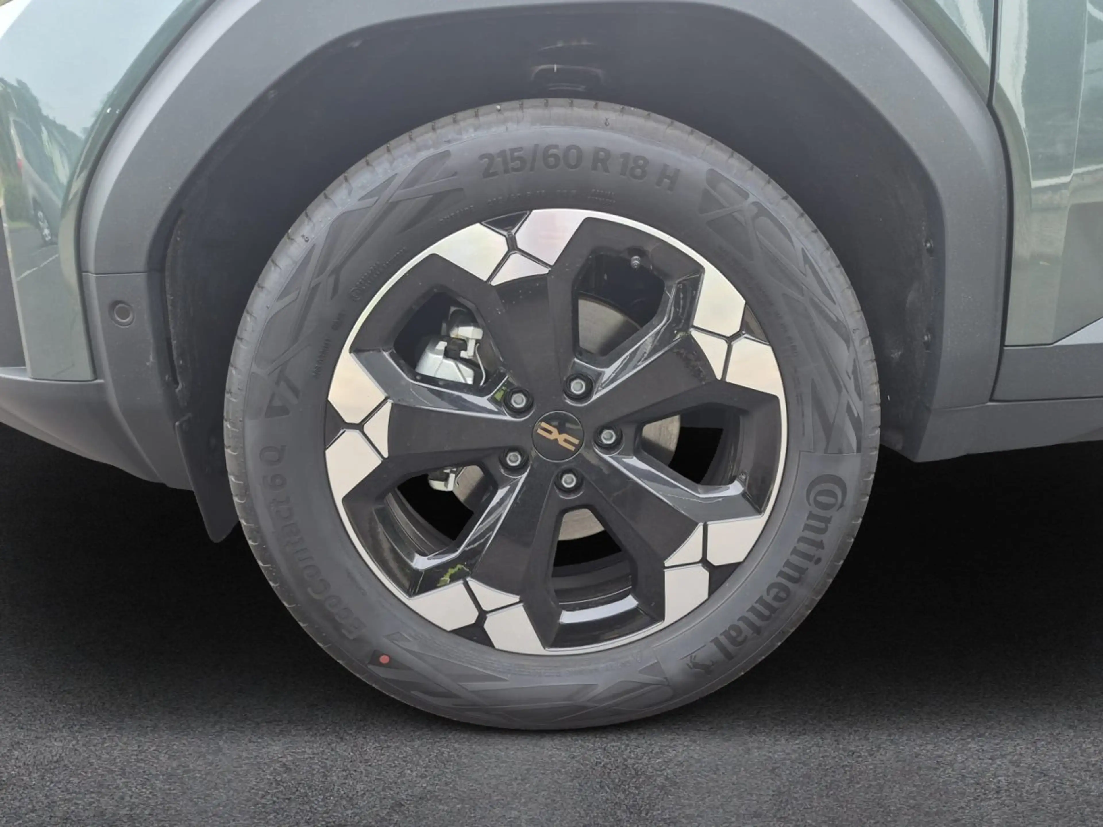 Dacia Bigster Hybrid 155 Extreme, SHZ/LHZ/FSH/ACC — photo 12