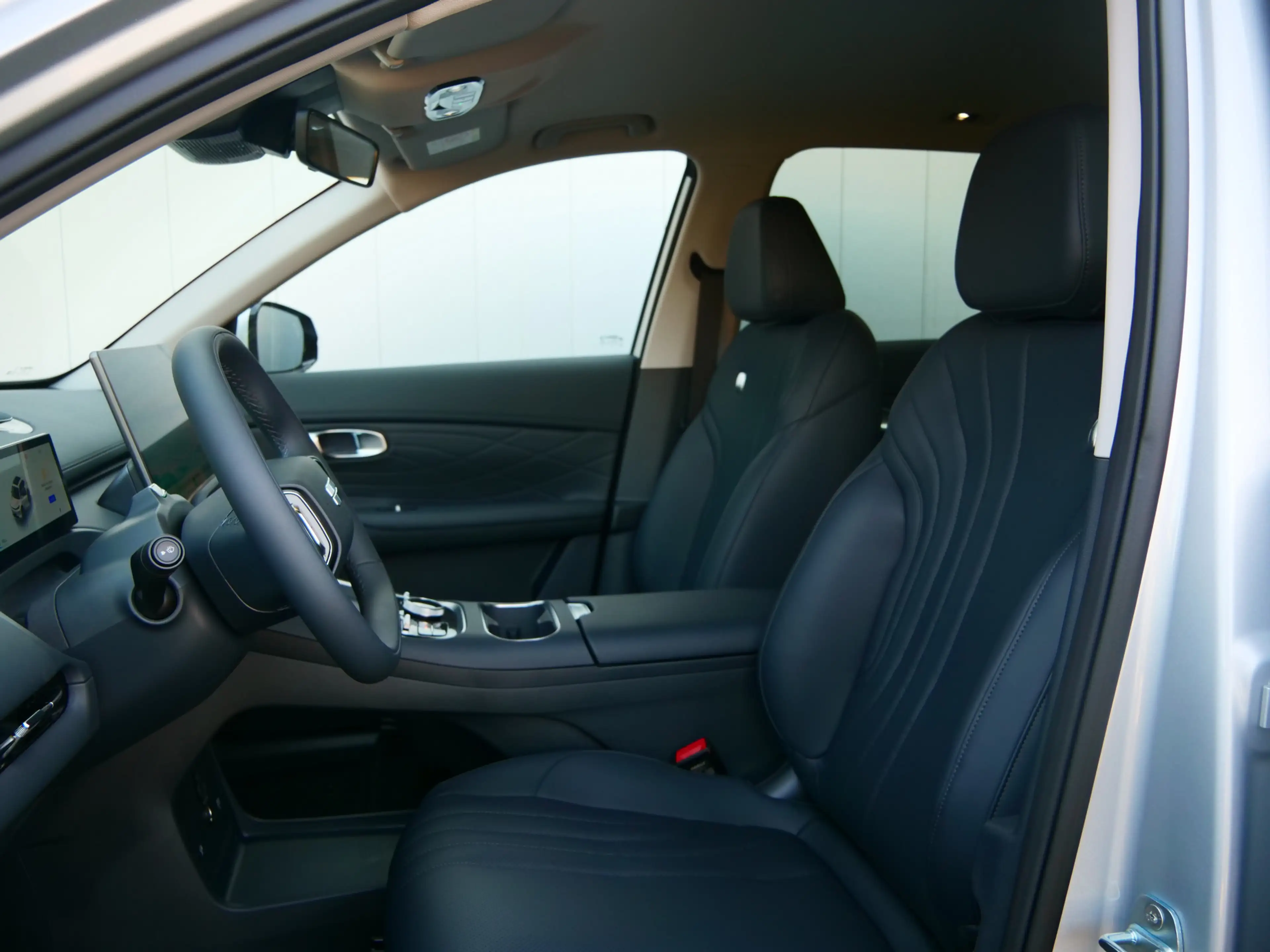 Geely Starray EM-i 1.5 Pro 262 Pk Automaat Navi / DAB / Camera / Appl — photo 20