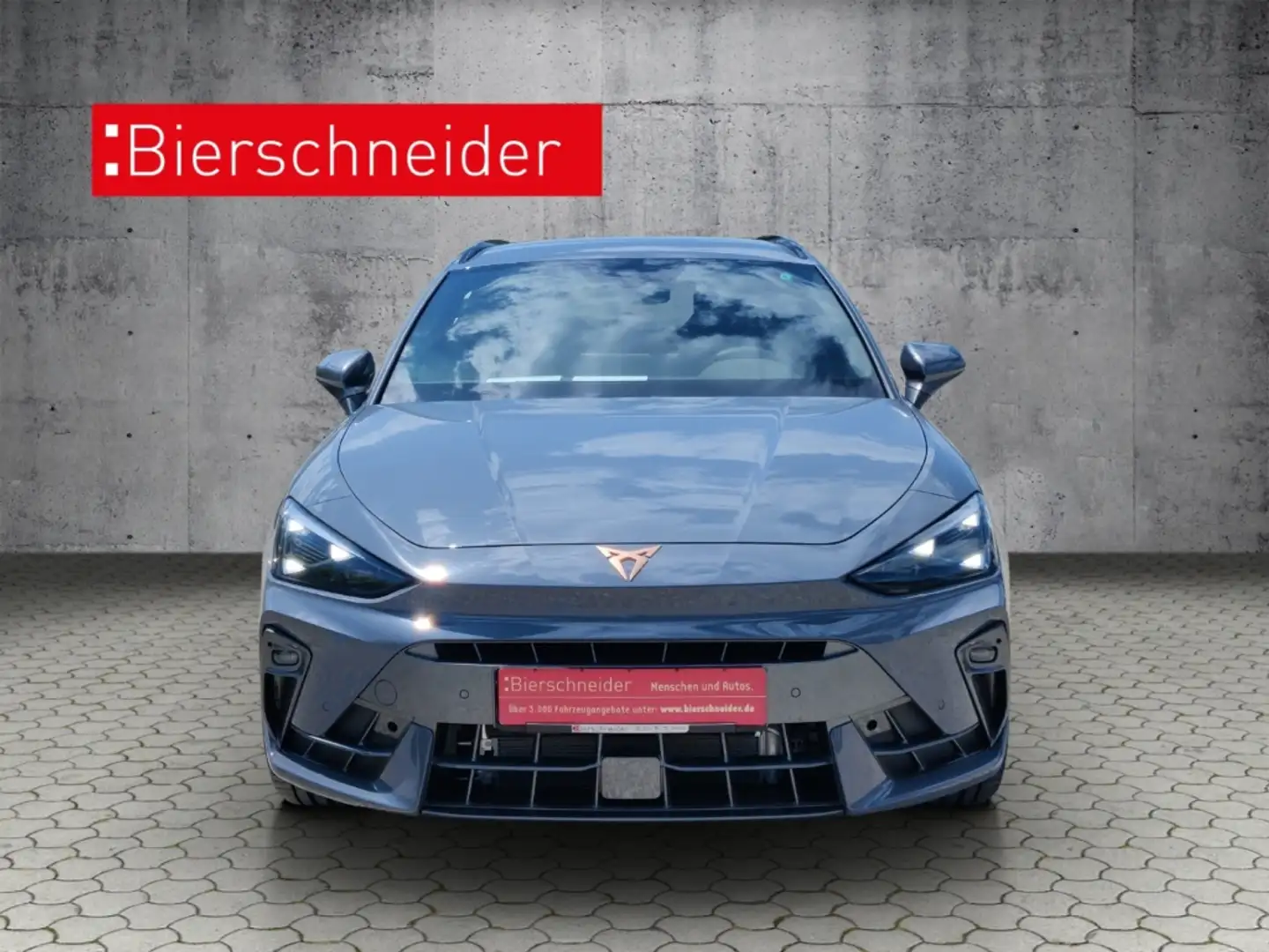 CUPRA Leon Sportstourer 1.5 e-Hybrid VZ NAVI AHK LED ACC SHZ Grau - 2