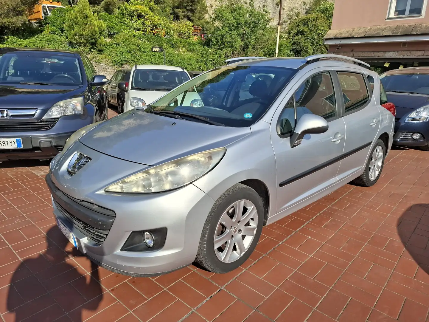 Peugeot 207 207 SW 1.6 hdi 16v X-Line Fap FL Grau - 2