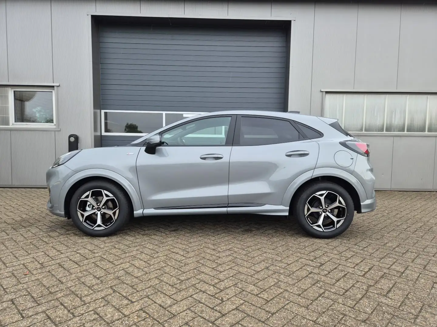 Ford Puma ST-Line 1.0 EcoBoost Hybrid 125PS 4x Kamera Len... Silber - 2