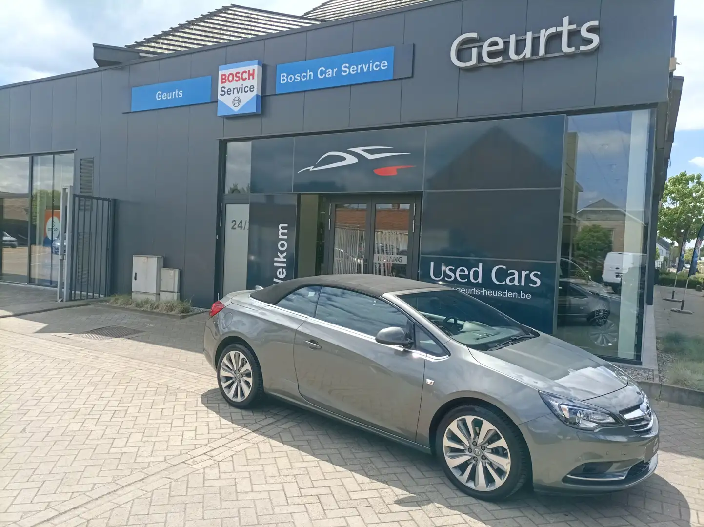 Opel Cascada 1.4 Turbo Cosmo S Grijs - 1