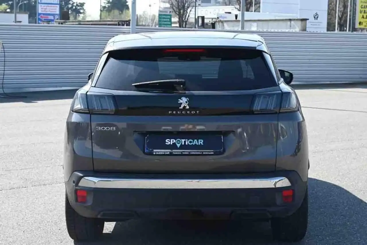 Peugeot 3008 BlueHDi 130 S&S EAT8 Allure 6
