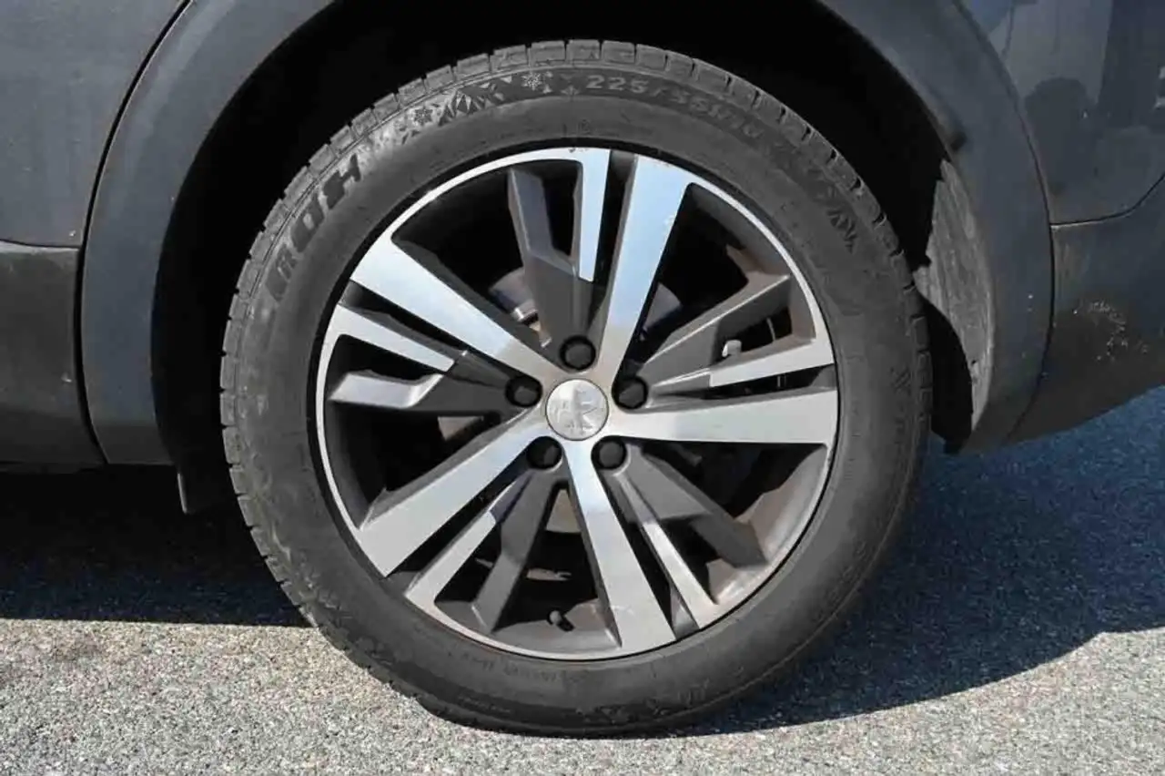 Peugeot 3008 BlueHDi 130 S&S EAT8 Allure 10
